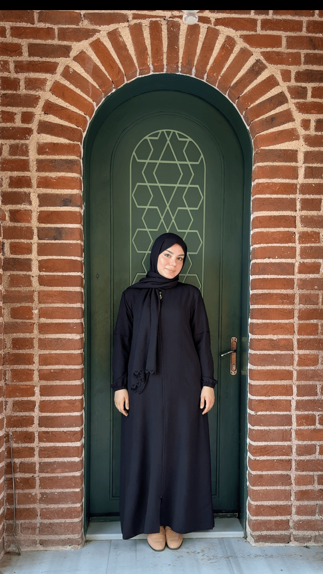 Sahra Fermuarlı Uzun Şallı Pamuk Aerobin Namaz Elbisesi - Siyah