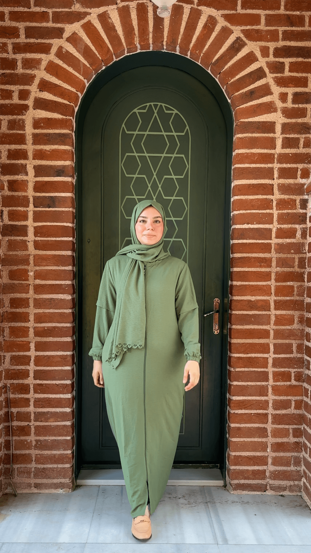 Sahra Fermuarlı Uzun Şallı Pamuk Aerobin Namaz Elbisesi - Haki