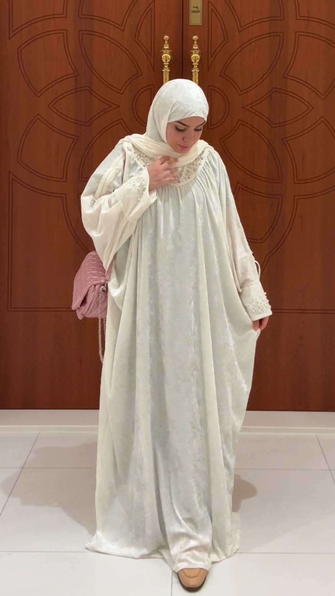 Mihrimah İnci Taşlı Namaz Elbisesi - Robalı - Beyaz