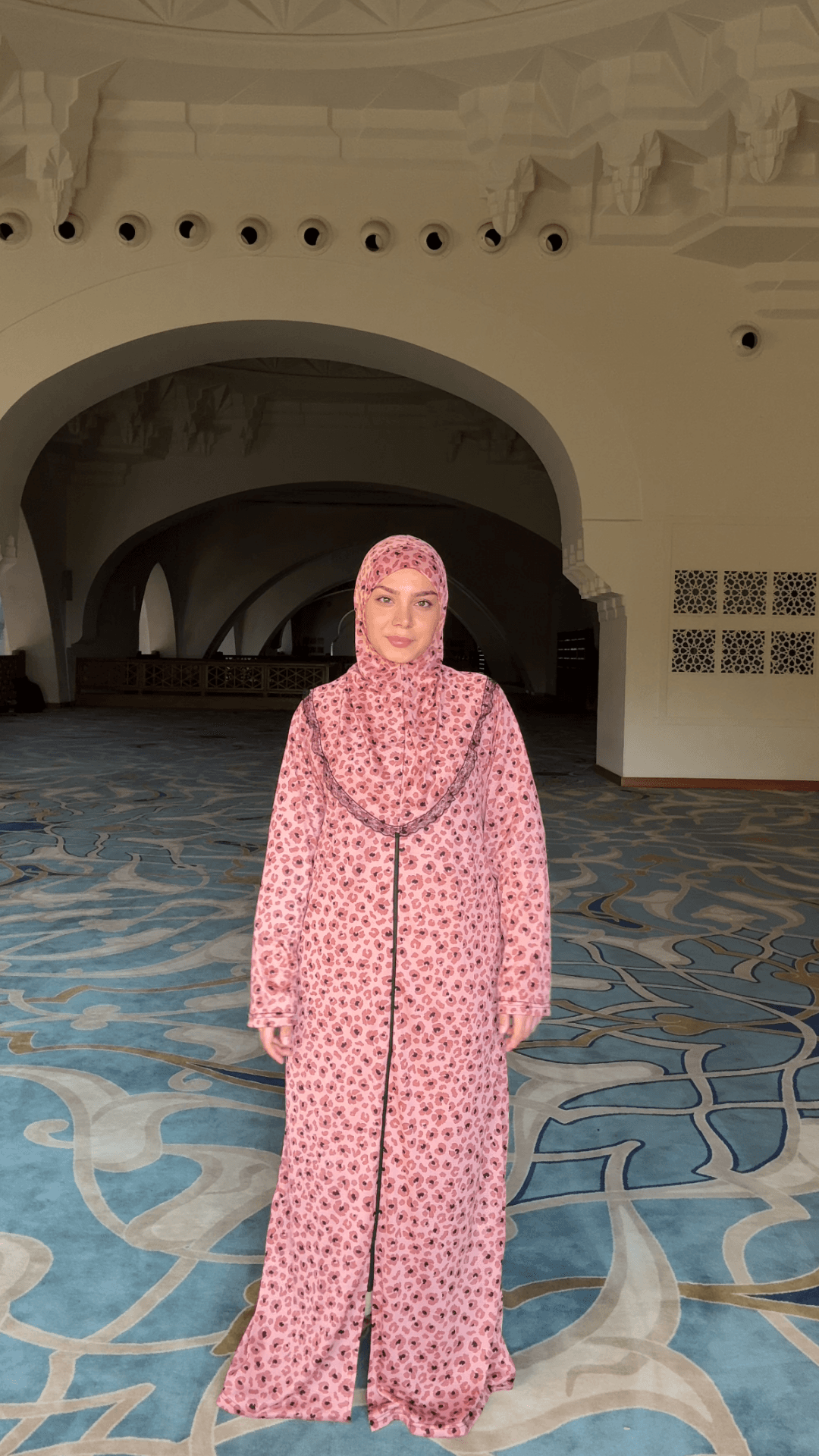 Hira Fermuarlı Hazır Şallı Helen Kumaş Namaz Elbisesi - Pembe Leopar