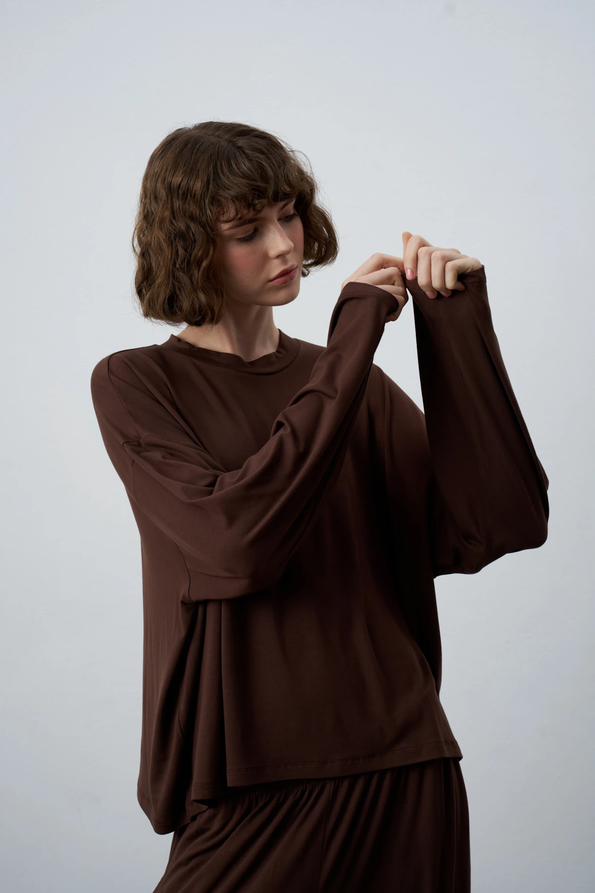 BELLA UZUN KOLLU KISA FORM BLUZ