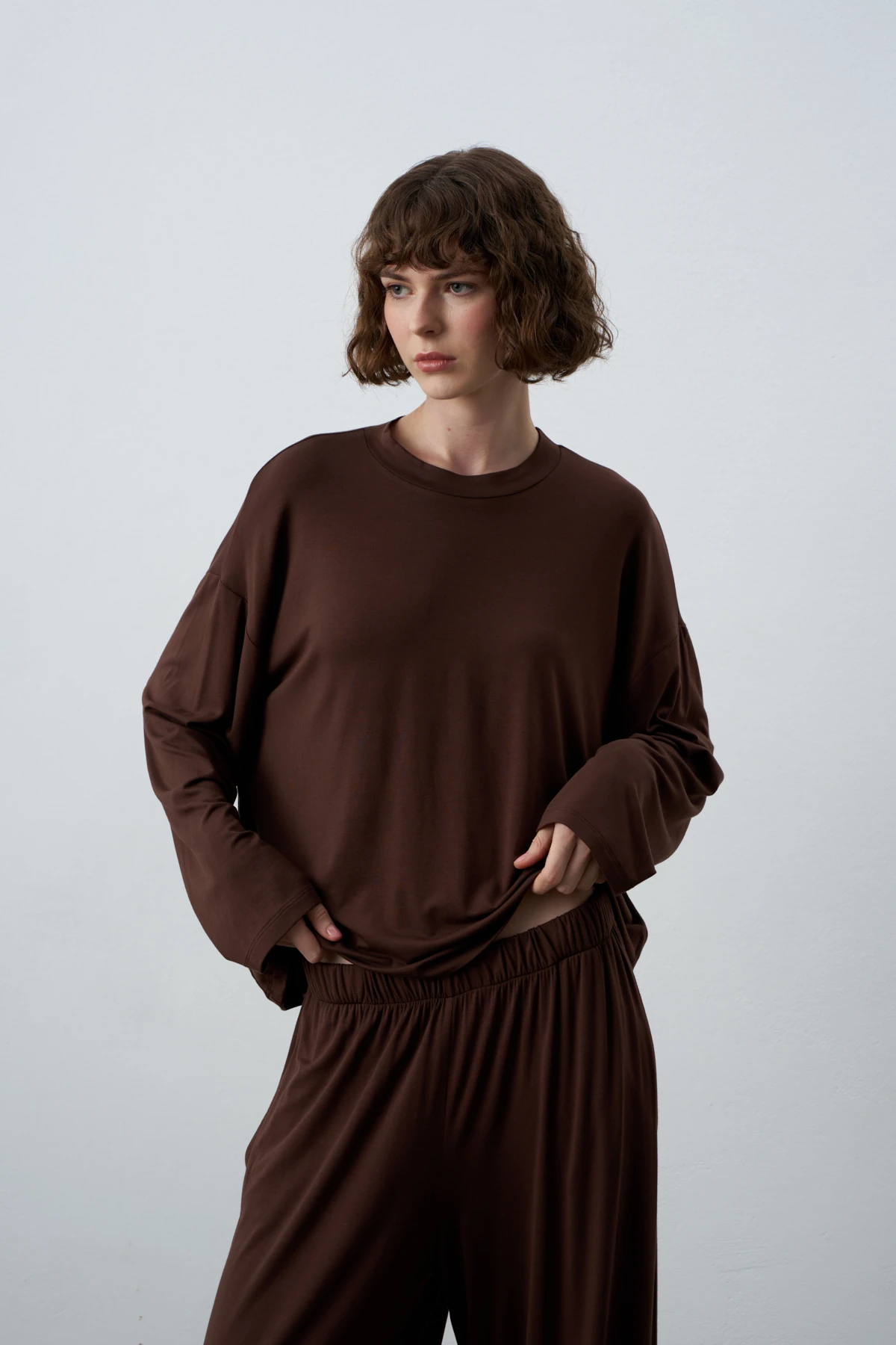 BELLA UZUN KOLLU KISA FORM BLUZ