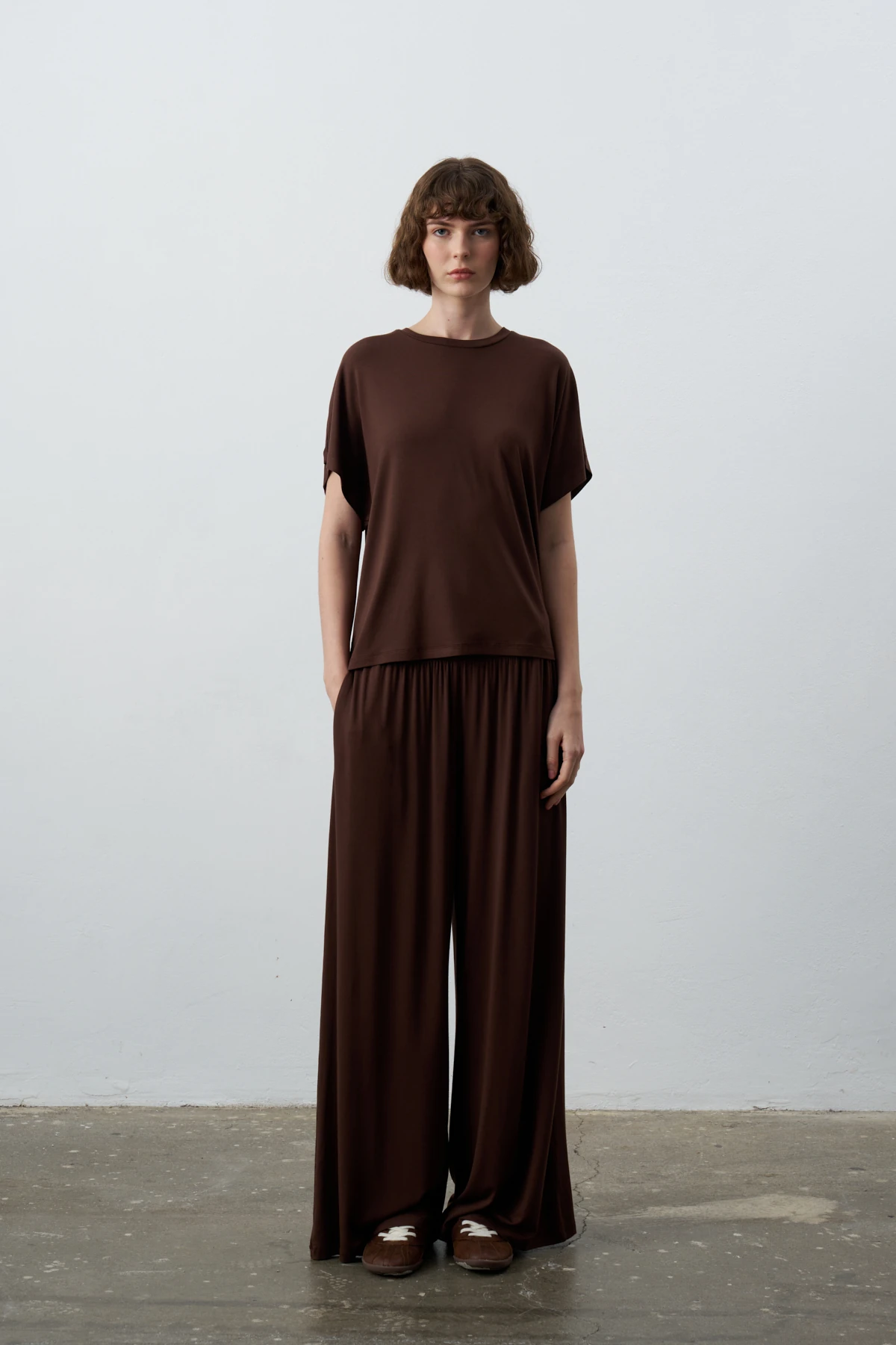 KATE KISA KOLLU BASİC TSHİRT - Kahverengi