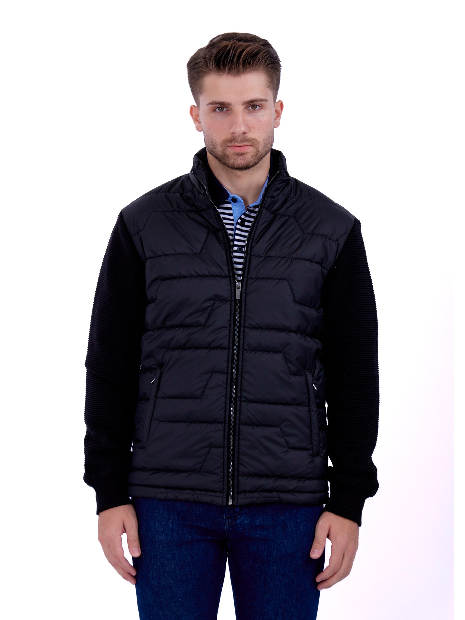 Winter jacket with knitted sleeves Black