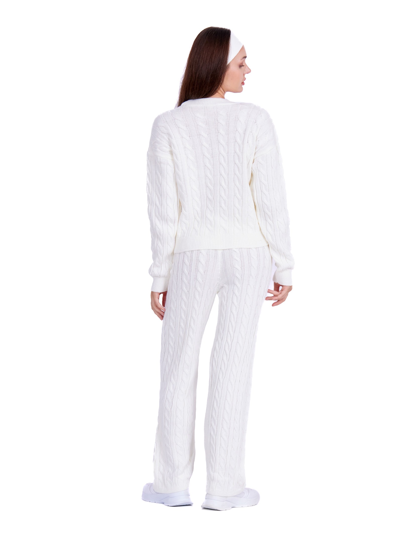 Knitted Suit sweater and pants Ecru 