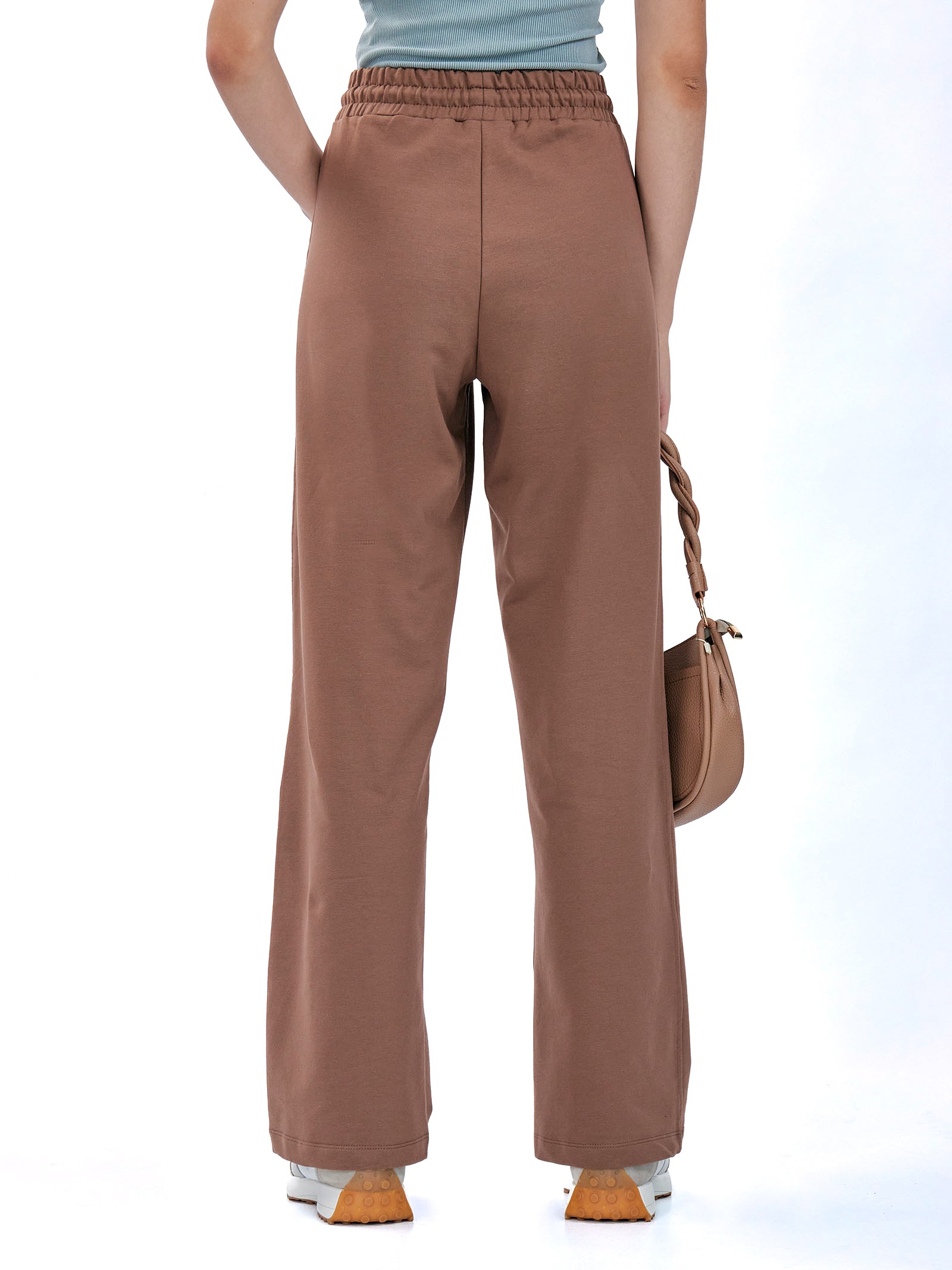 Wide leg sport pants with arrows Brown