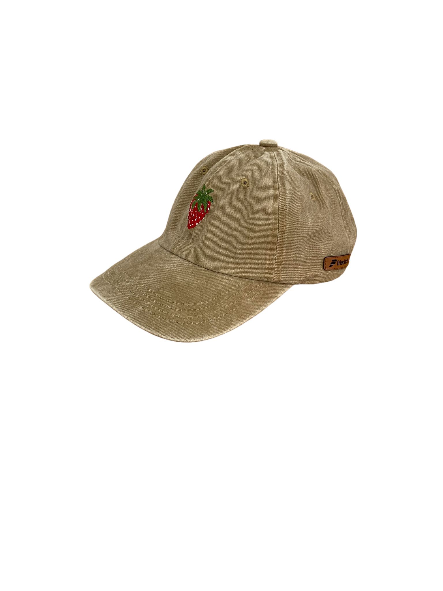 FRİEDRİCH PREMİUM YIKAMALI ÇİLEK DESENLİ KEP (CAMEL)