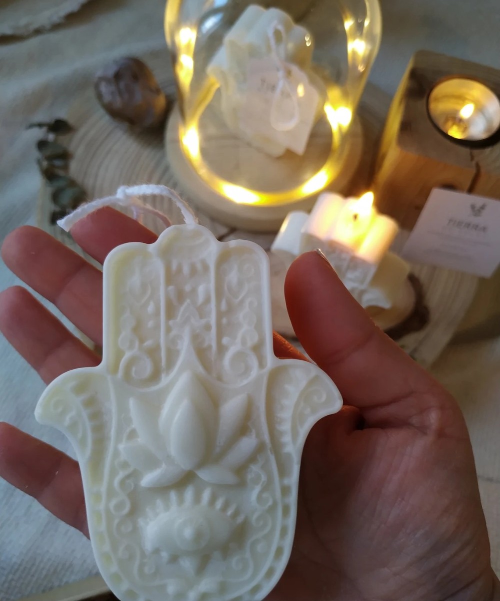 شمعة همسا المعطرة