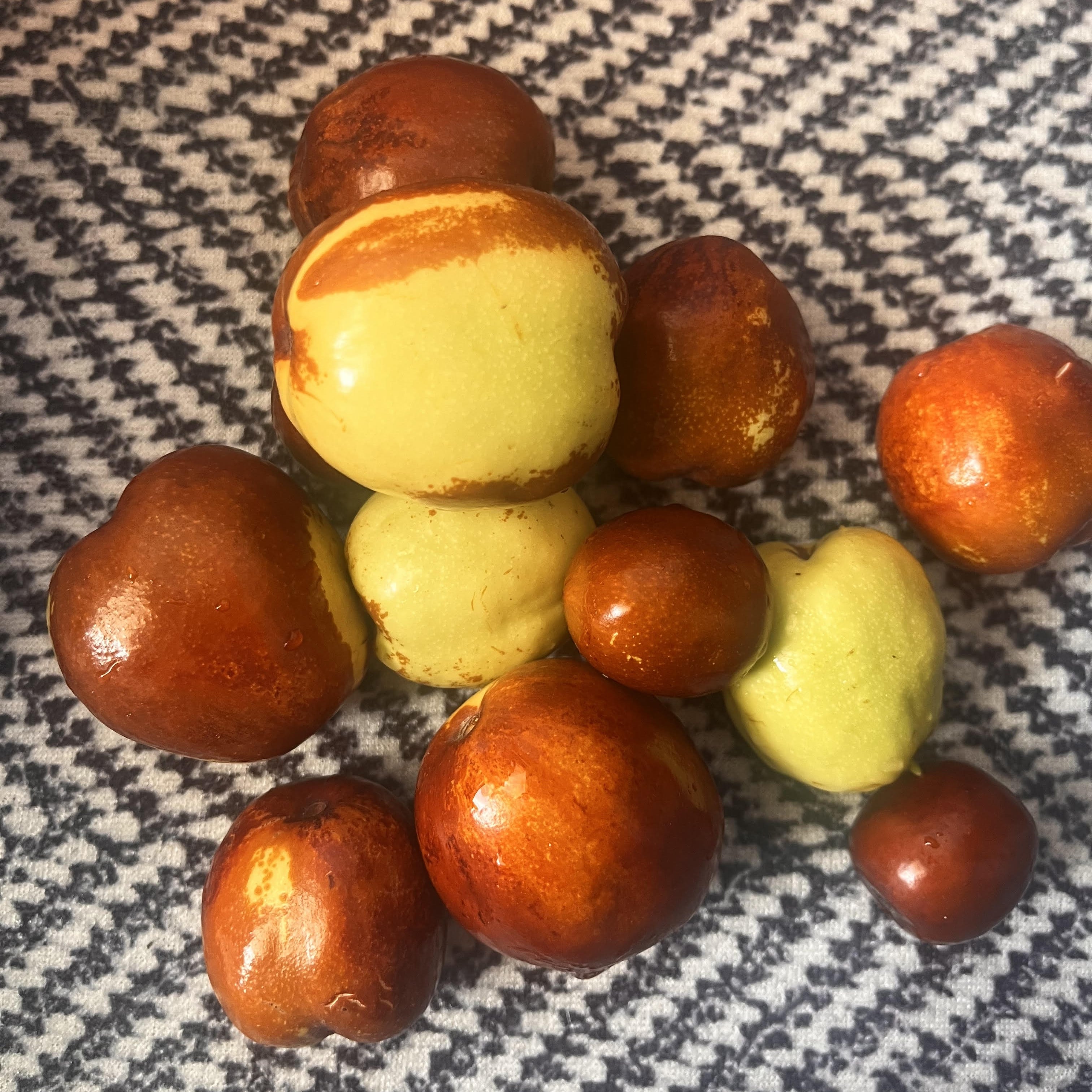 TAZE İRİ HÜNNAP(1000 gr) 