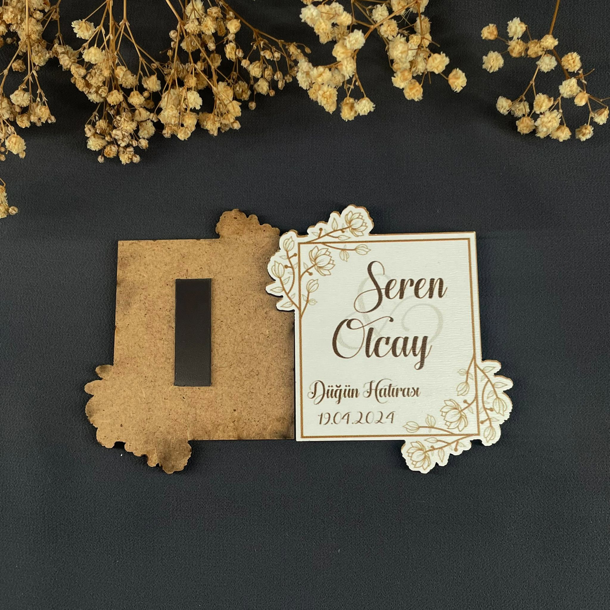 Gold Çiçek Desenli Özel Kesim Ahşap Magnet