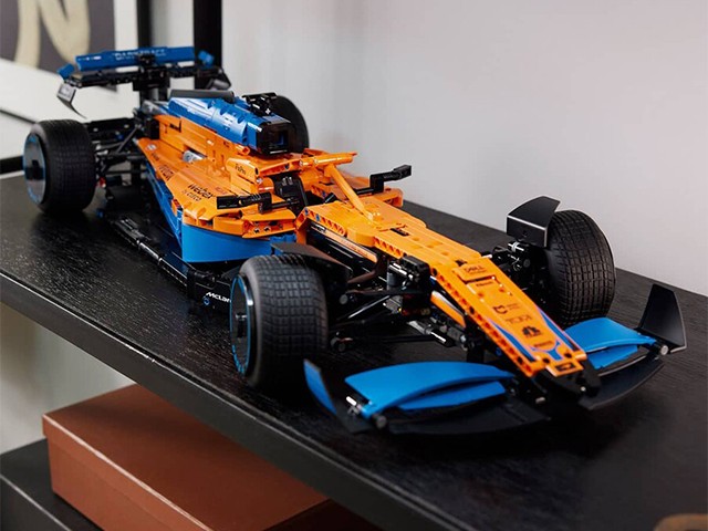 42141 Technic McLaren Formula 1™ Yarış Arabası