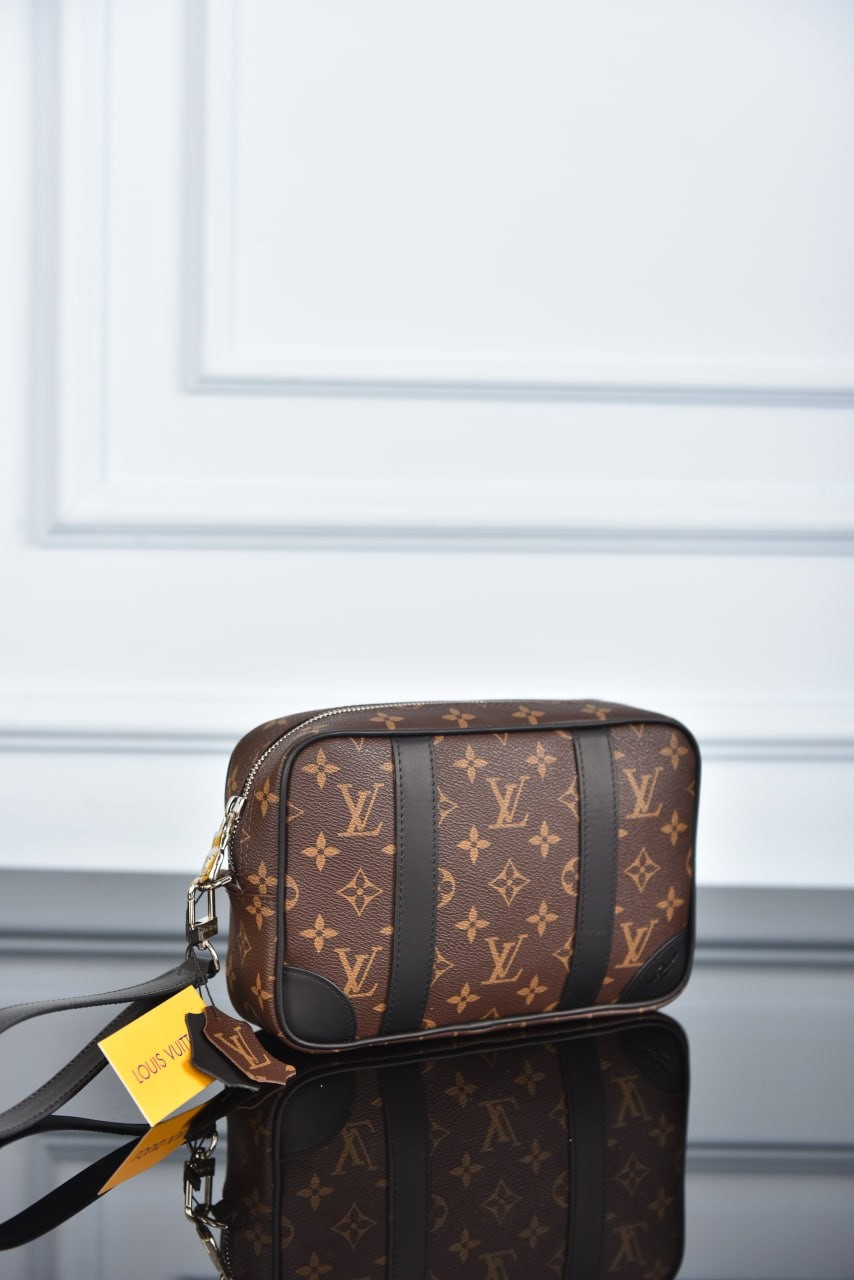 Louis-Vuitton-Epi-Pochette-Accessoires-Pouch-Cassis-M5298K – dct-ep_vintage  luxury Store