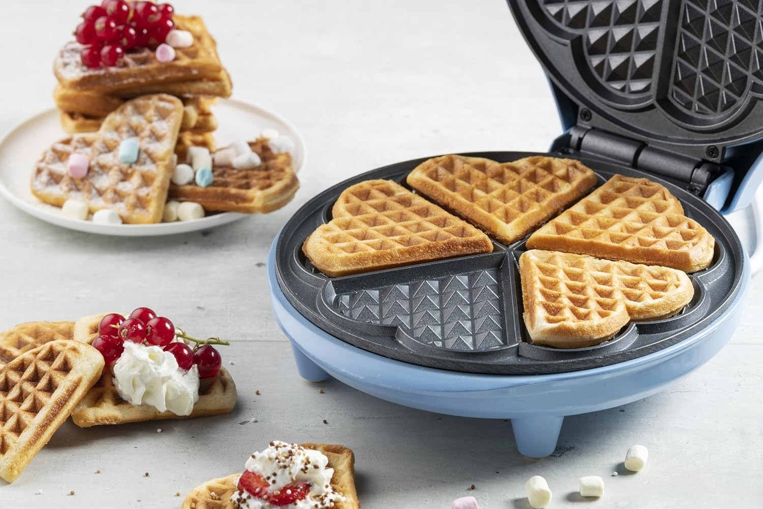 Kalp Şekilli Waffle Makinesi, 700 Watt, Yapışmaz Kaplama