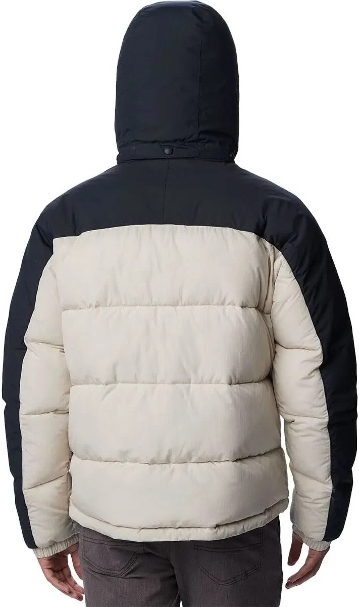 Snowqualmie Mont, Ayarlanabilir Kapüşon, Geri Dönüştürülmüş Polyester ve Fermuarlı Cepler ile