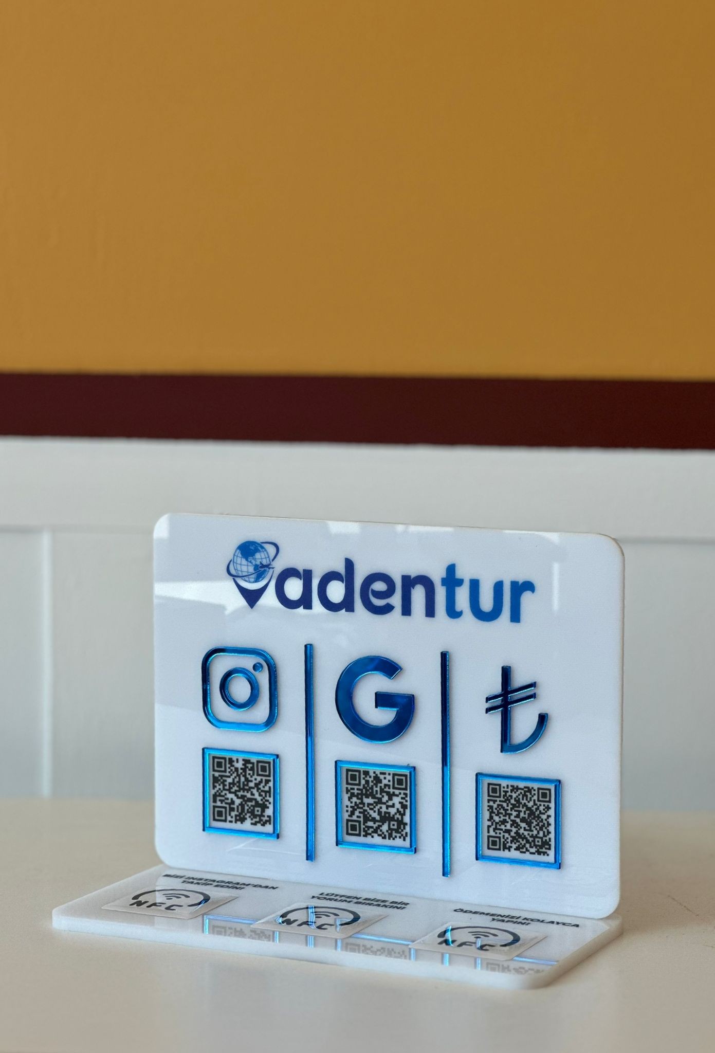 3 QR 3 NFC Pleksi Stand