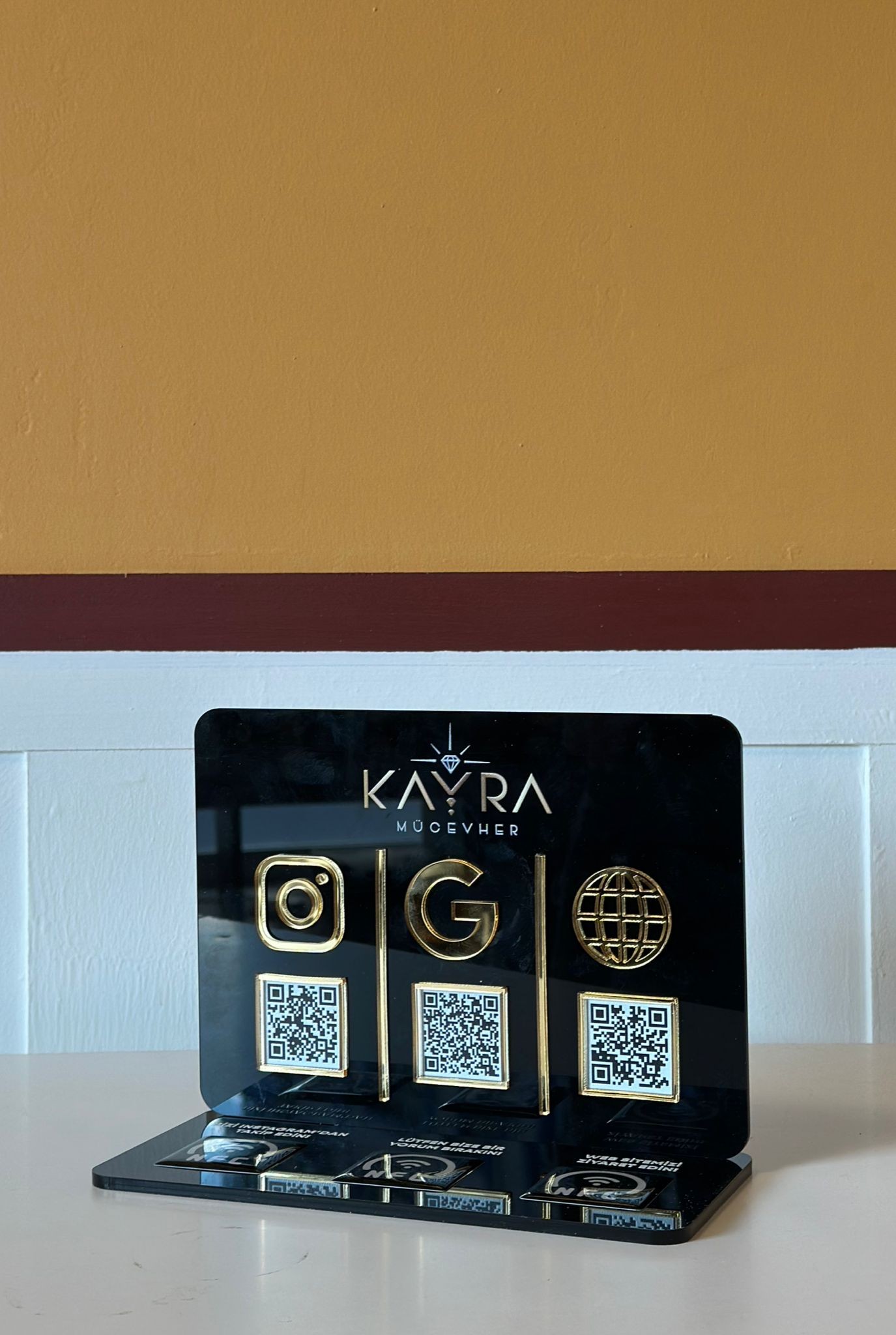 3 QR 3 NFC Pleksi Stand