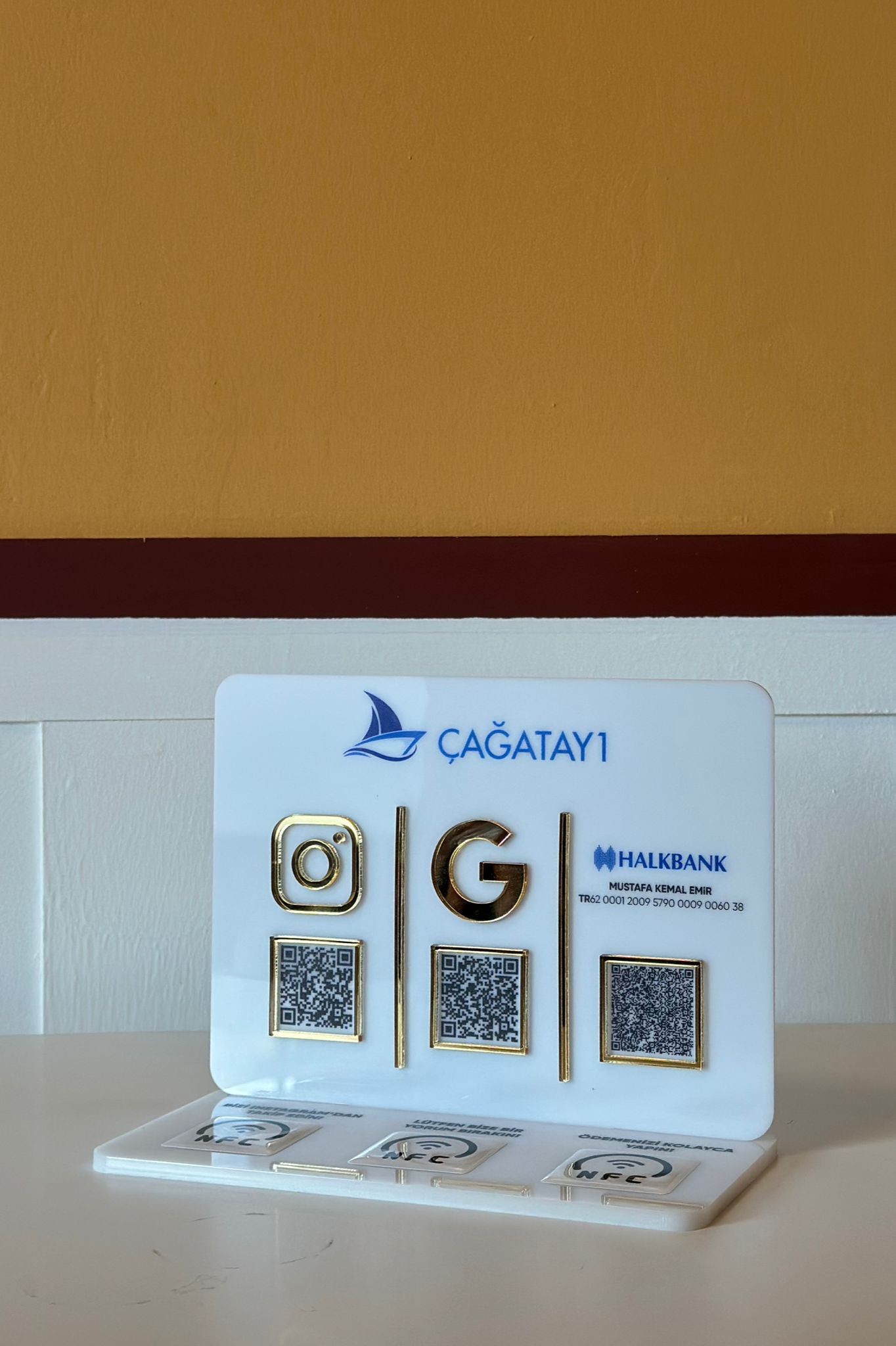 3 QR 3 NFC Pleksi Stand