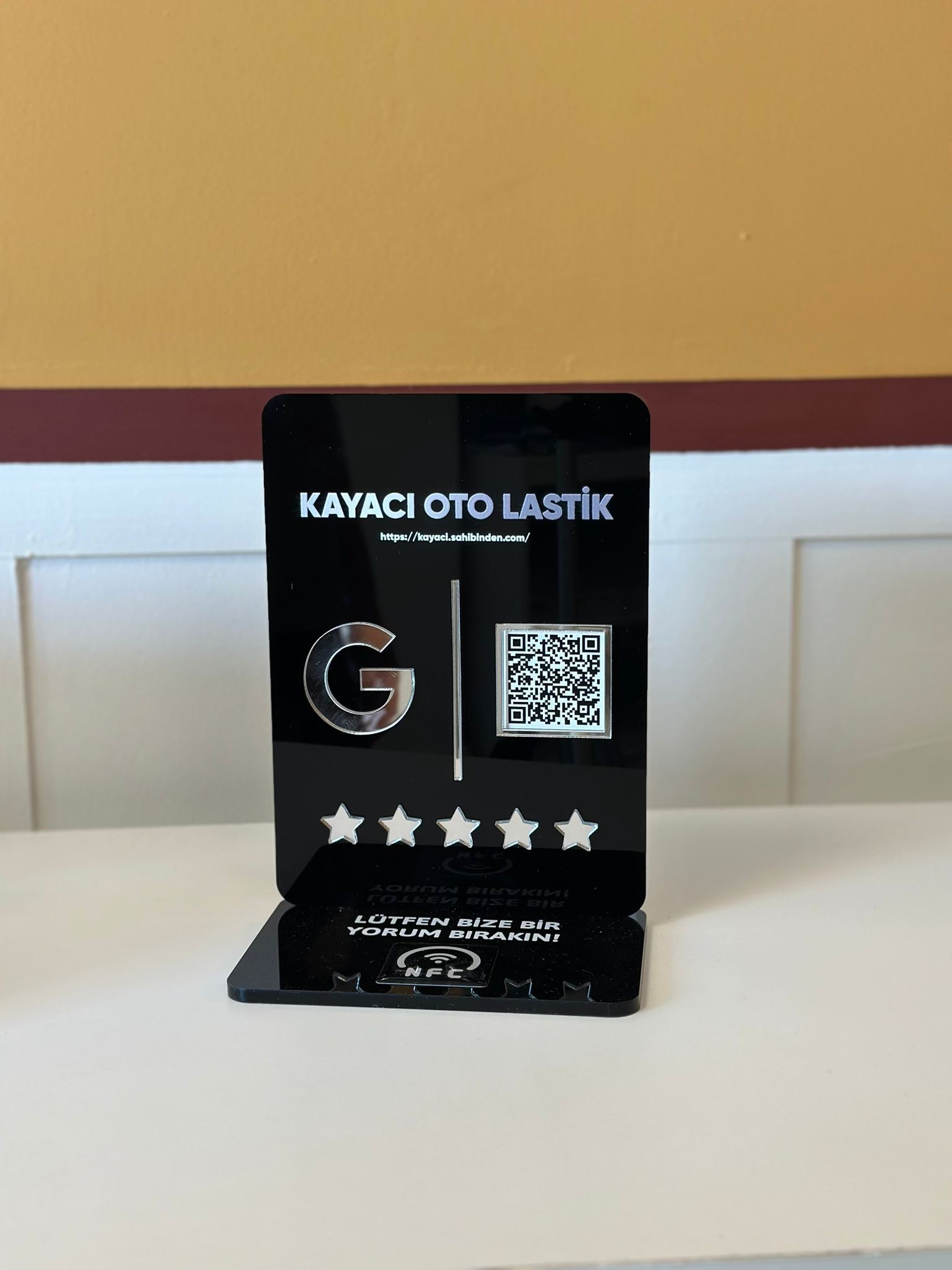 1 QR 1 NFC Pleksi Stand