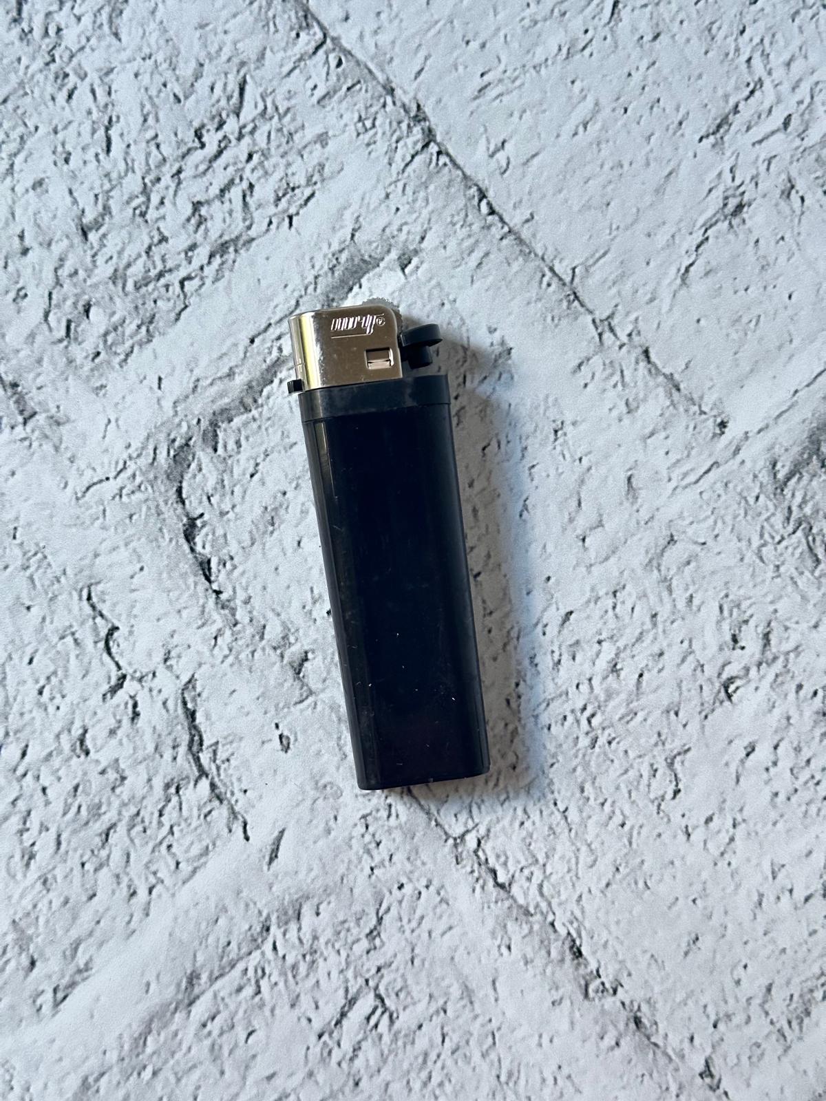 Siyah Taşlı Çakmak