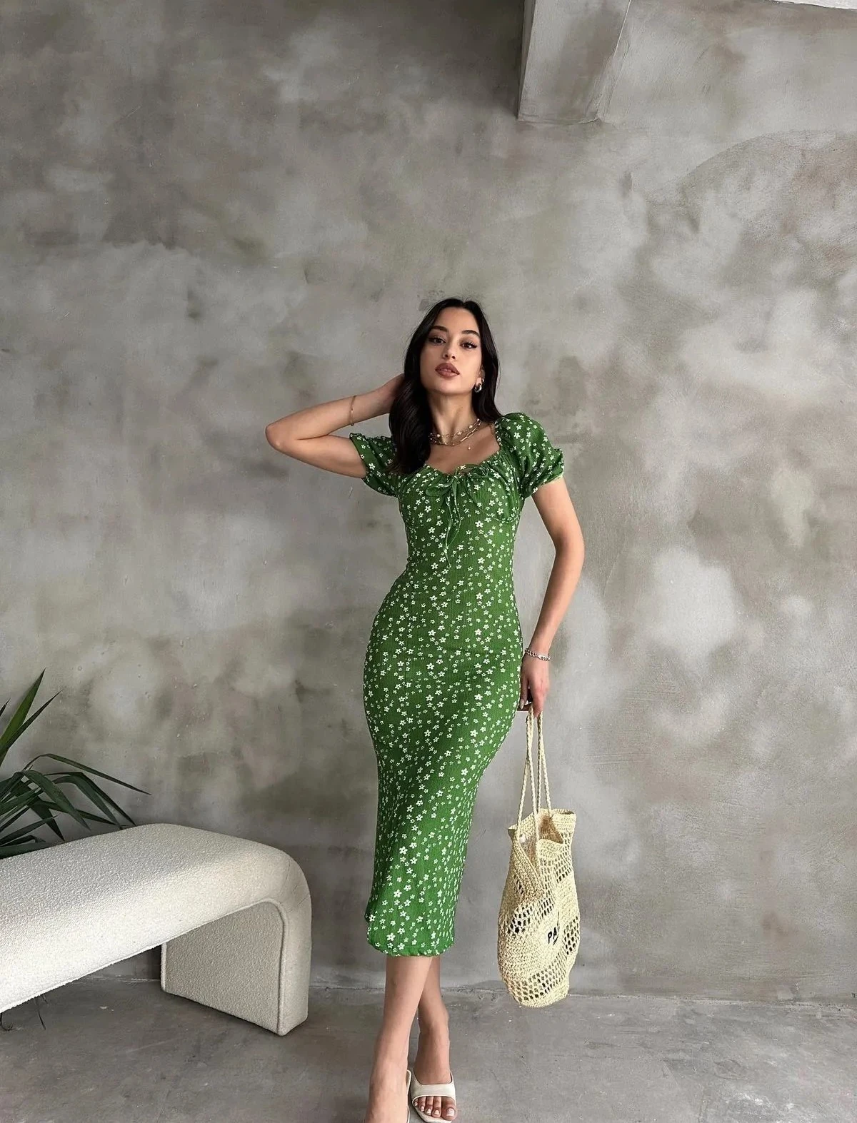 Yazlık Çıtır Desen Karpuz Kol Yırtmaç Detay Elbise - yeşil çiçekli