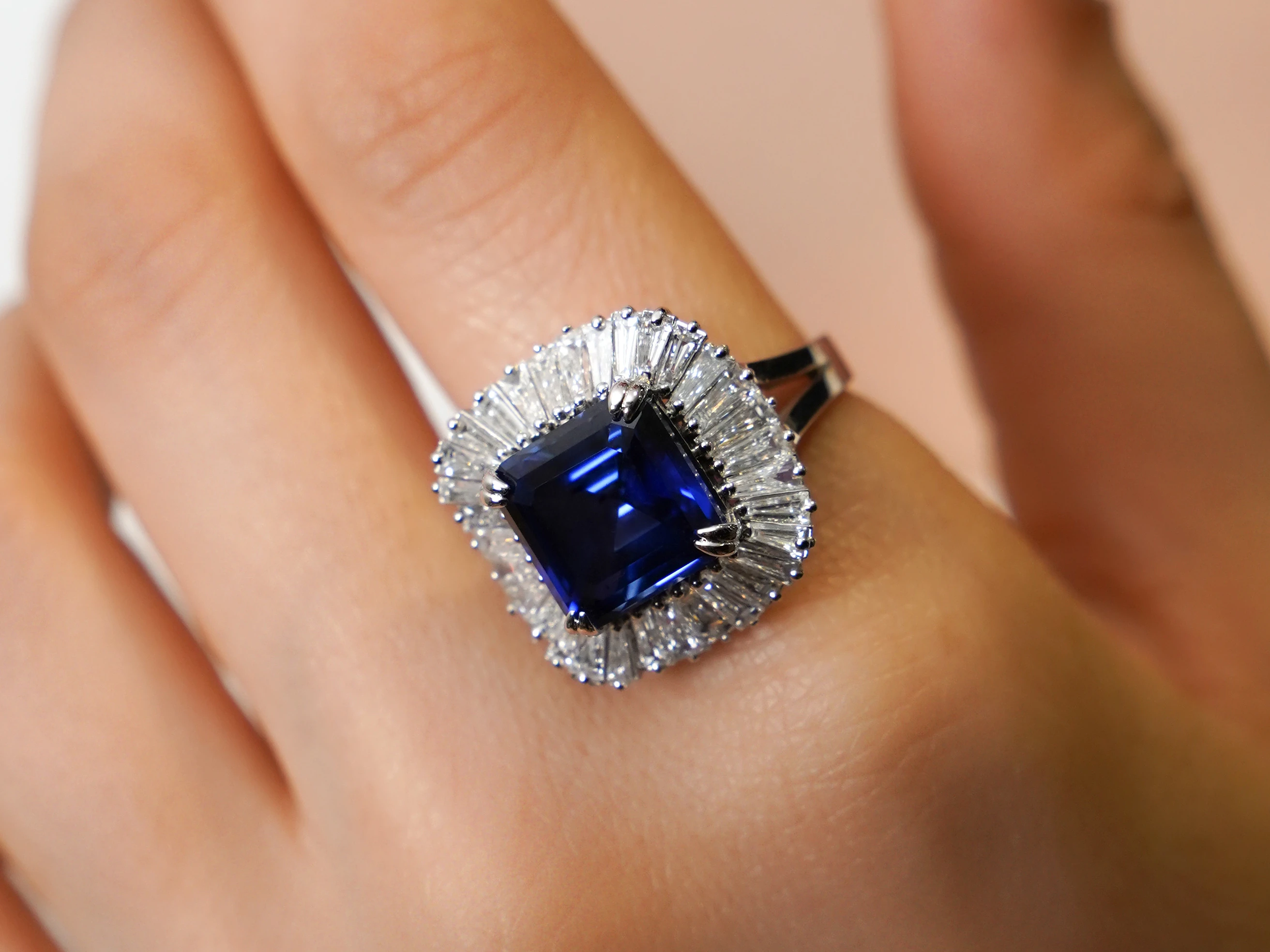 7,89 Karat Safir Pırlanta Yüzük