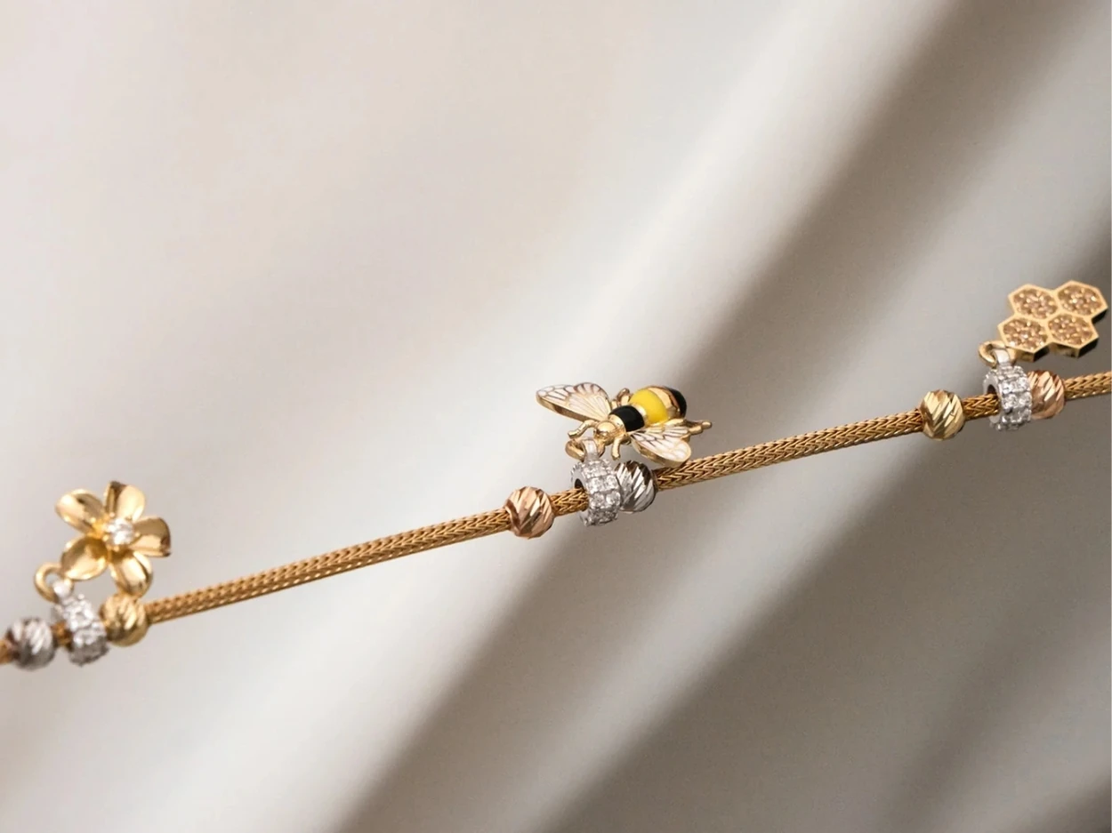 14 Ayar Altın Dorikalı Arı Charm Bileklik