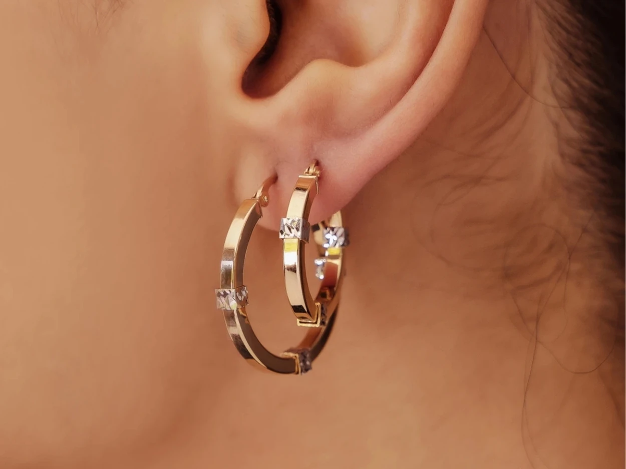 14 Ayar Altın Taşlı Halka Küpe