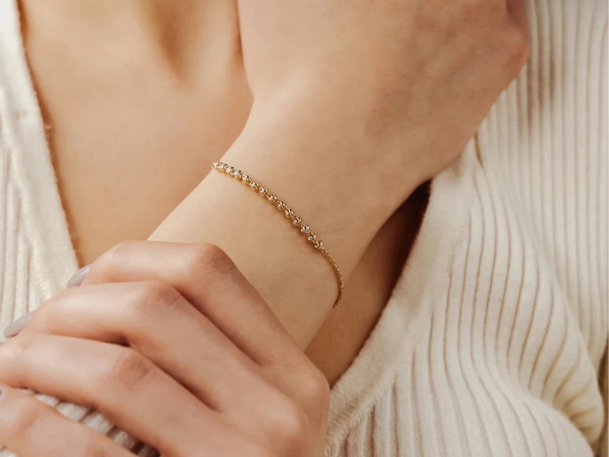 14 Ayar Altın Taşlı Bileklik