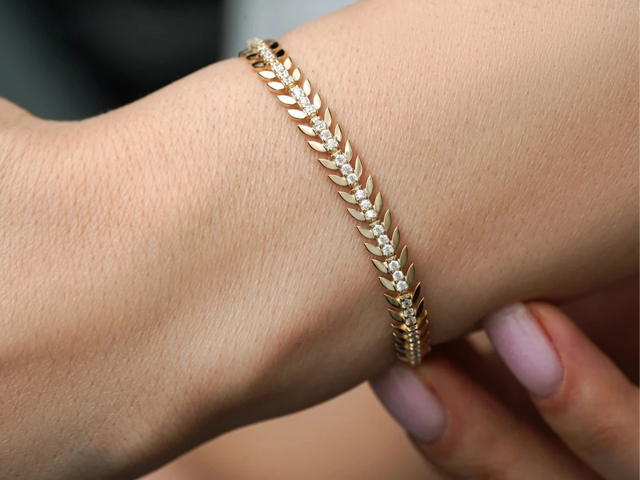 14 Ayar Altın Taşlı Başak Bileklik