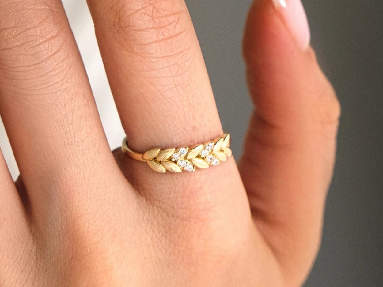 14 Ayar Altın Taşlı Başak Yüzük