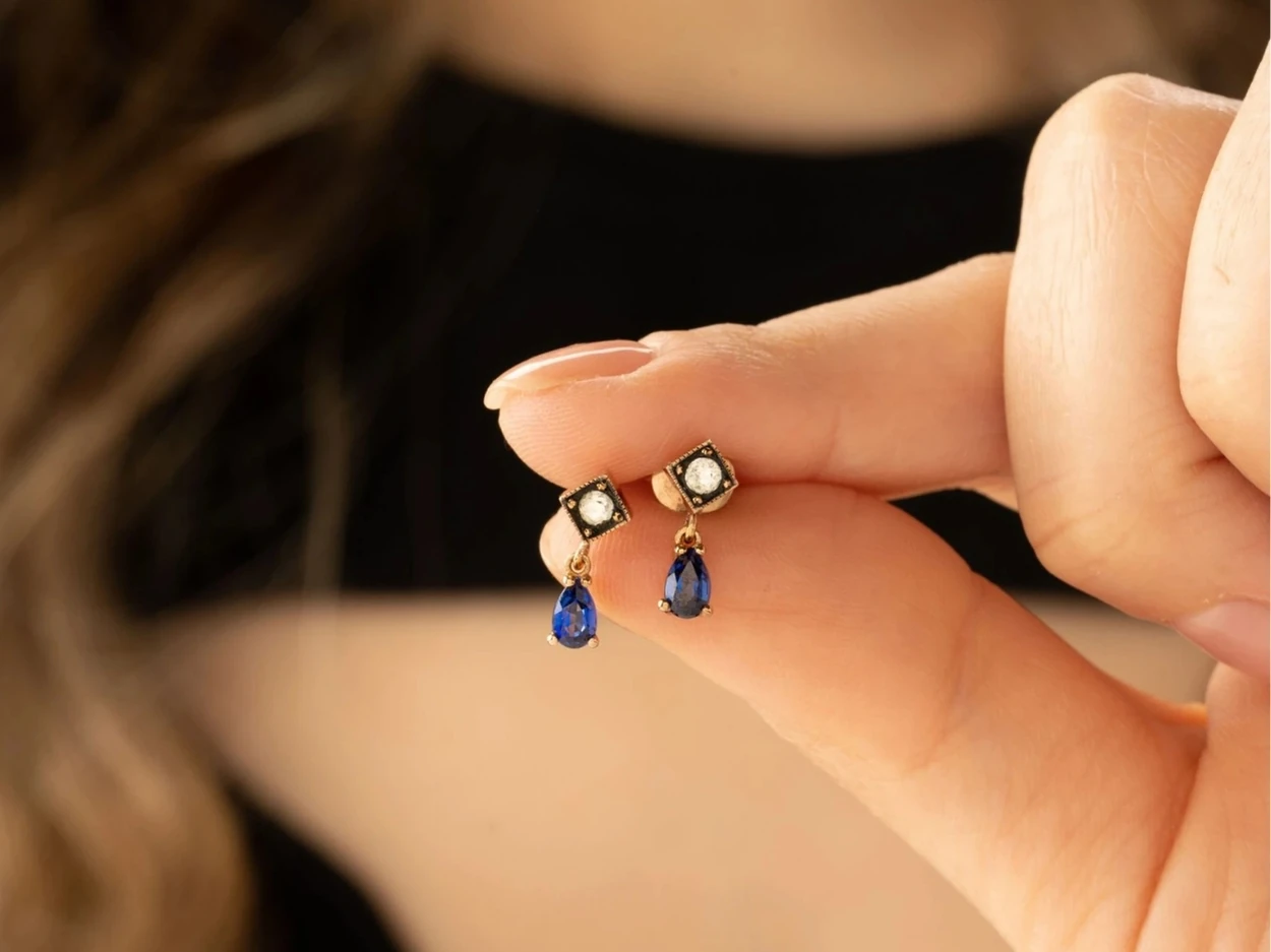 0,67 Karat Renkli Taşlı Elmas Küpe