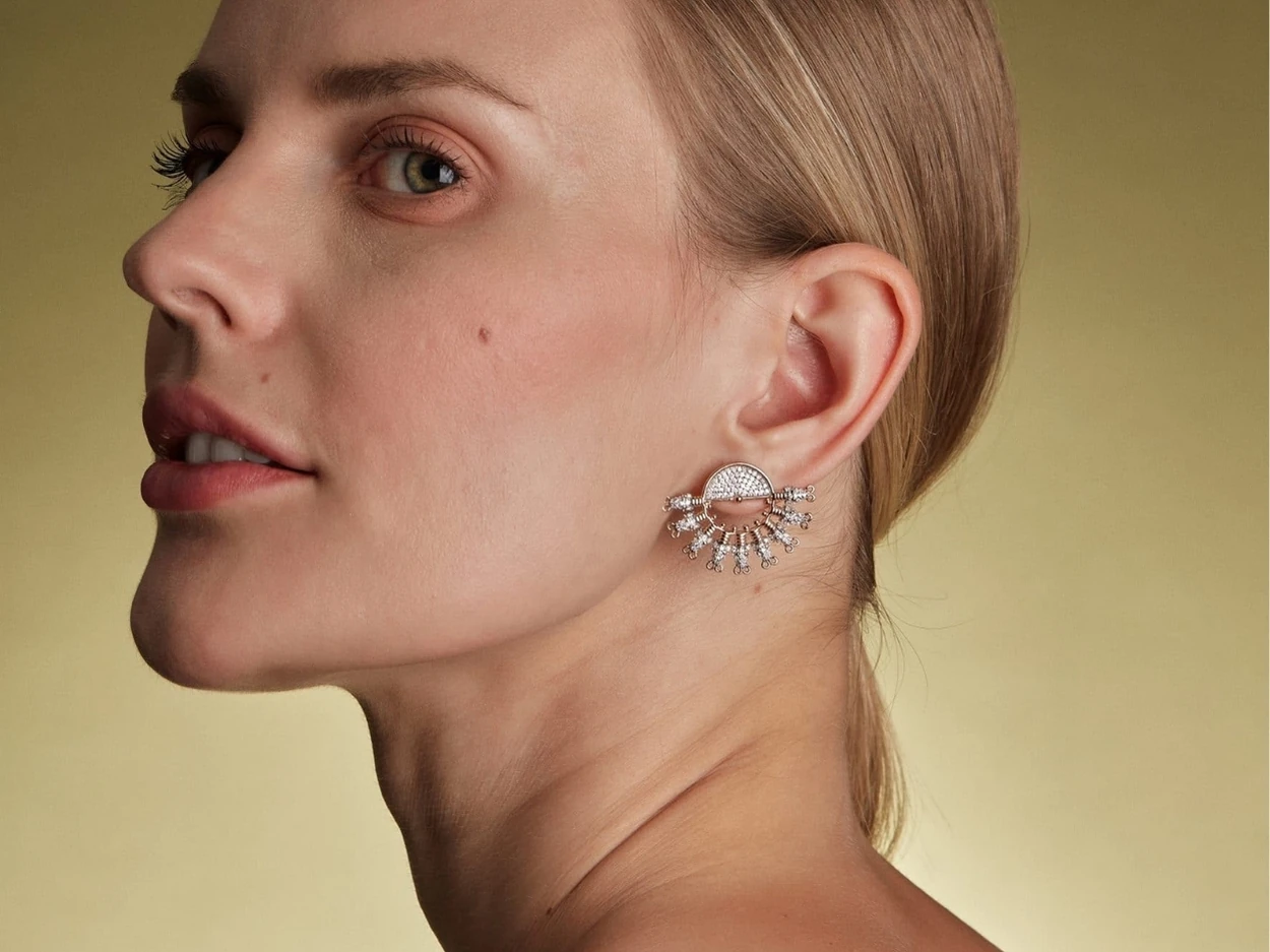 0,56 Karat Tasarım Pırlanta Küpe