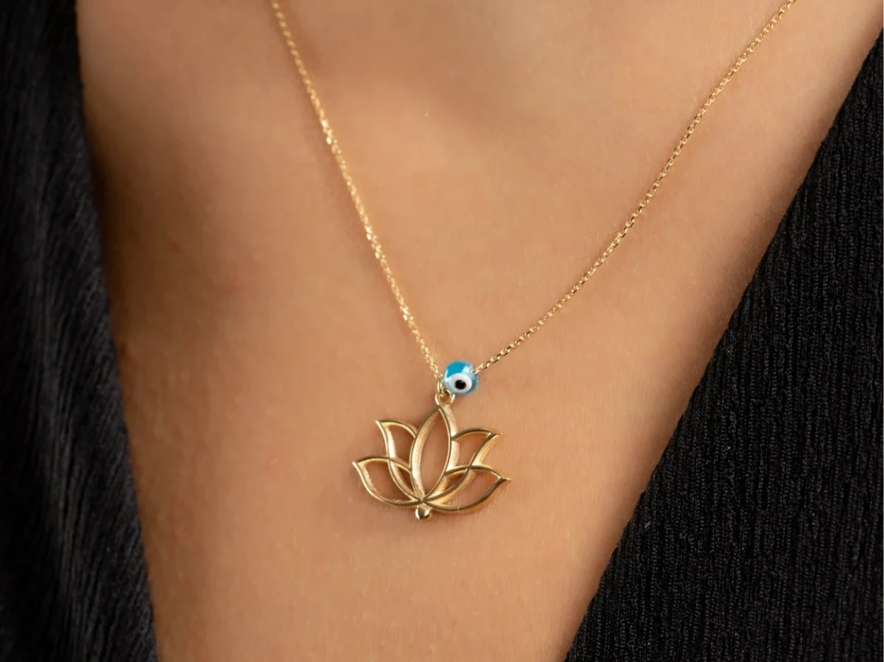 14 Ayar Altın Lotus Kolye