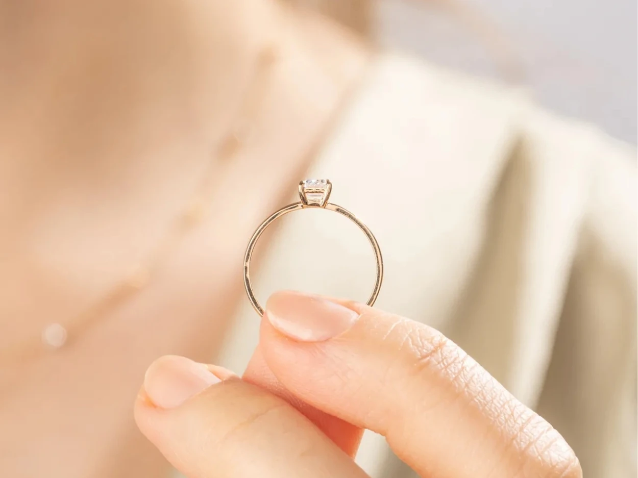 14 Ayar Altın Baget Tektaş Yüzük