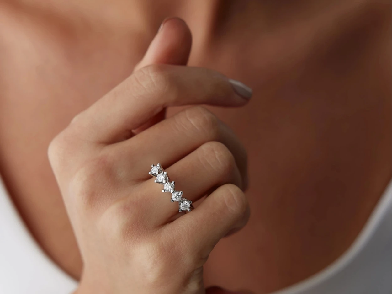 0,83 Karat Pırlanta Beştaş Yüzük