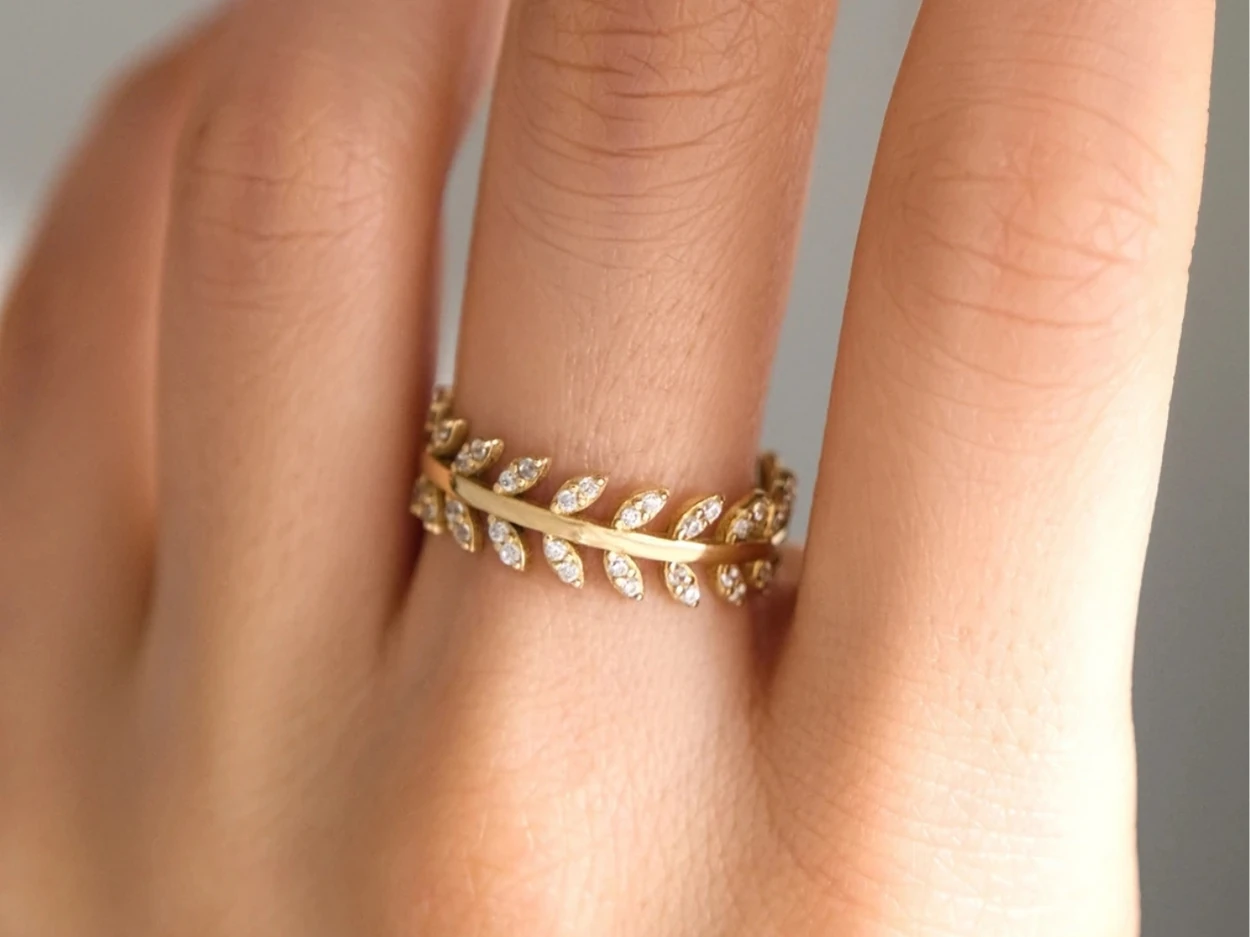 14 Ayar Altın Taşlı Başak Yüzük