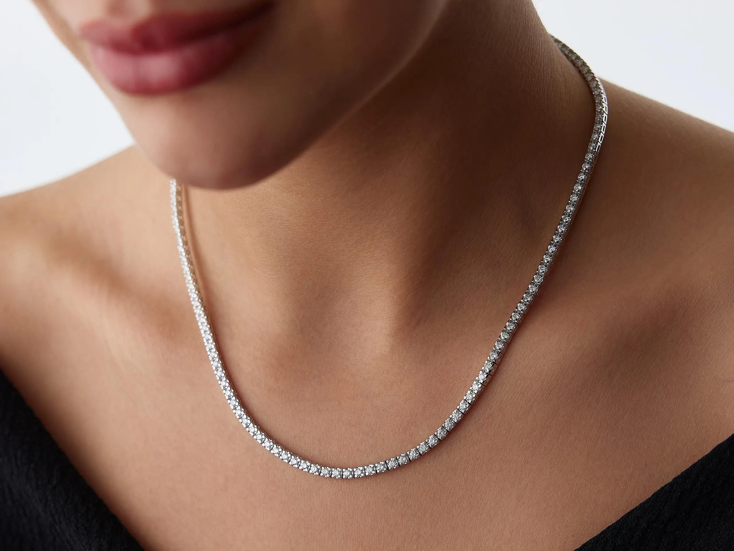 3,22 Karat Pırlanta Su Yolu Kolye