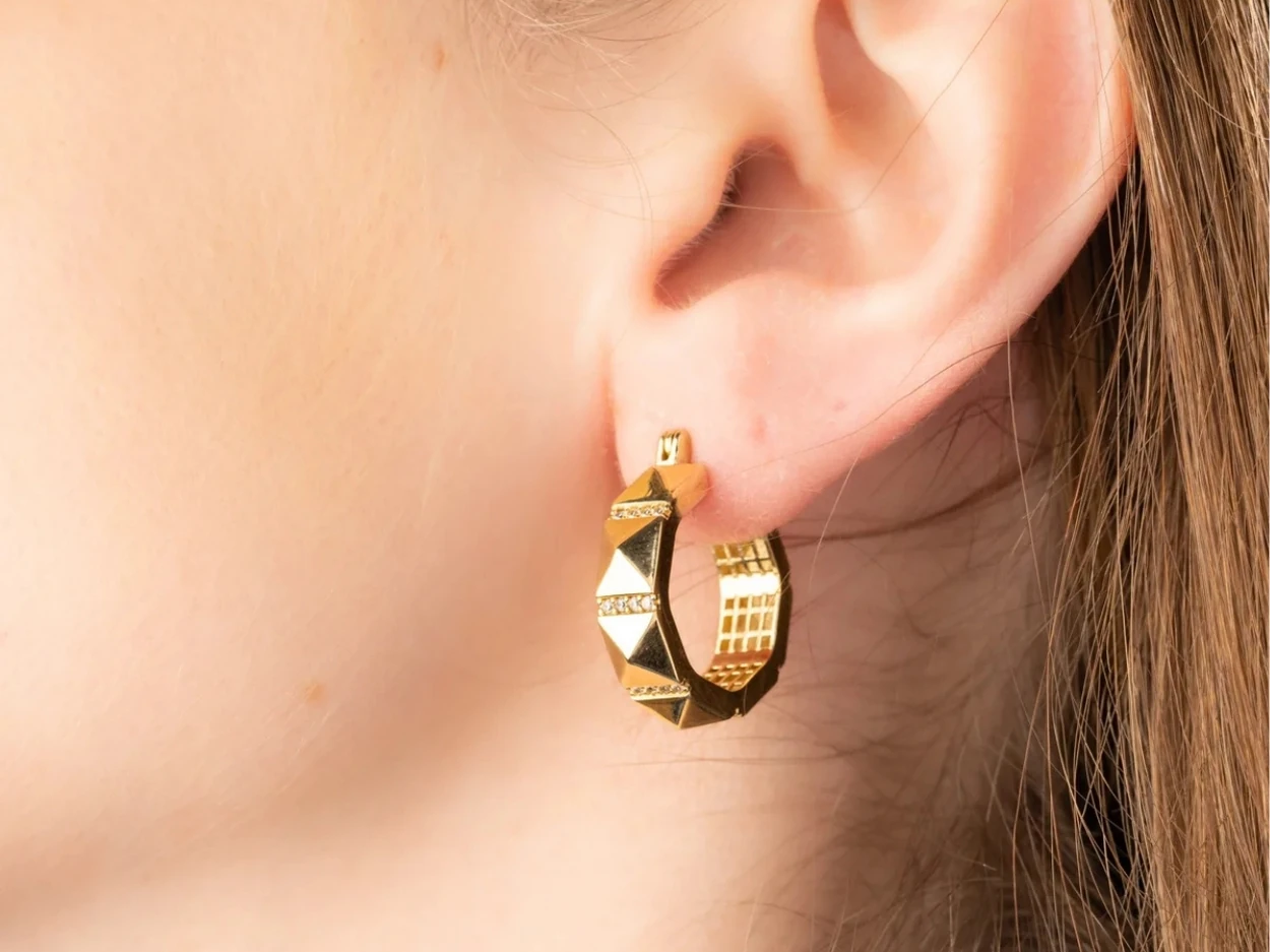 14 Ayar Altın Taşlı Halka Küpe