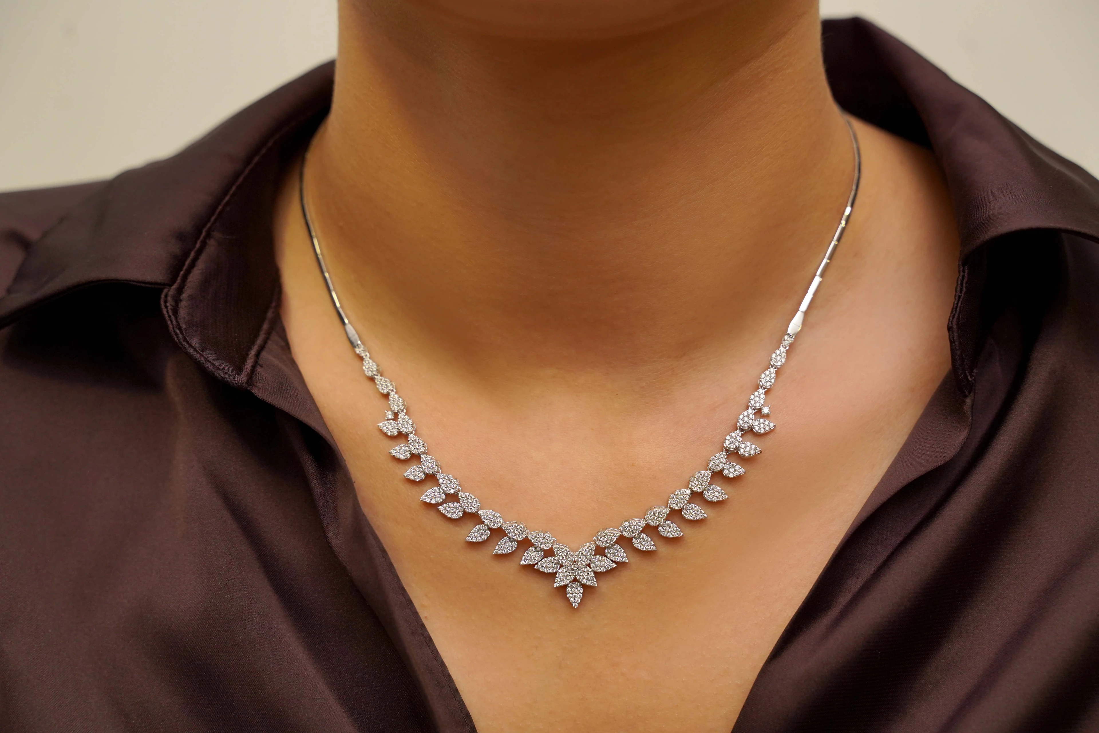 14 Ayar Altın Çiçek Motifli Gerdanlık