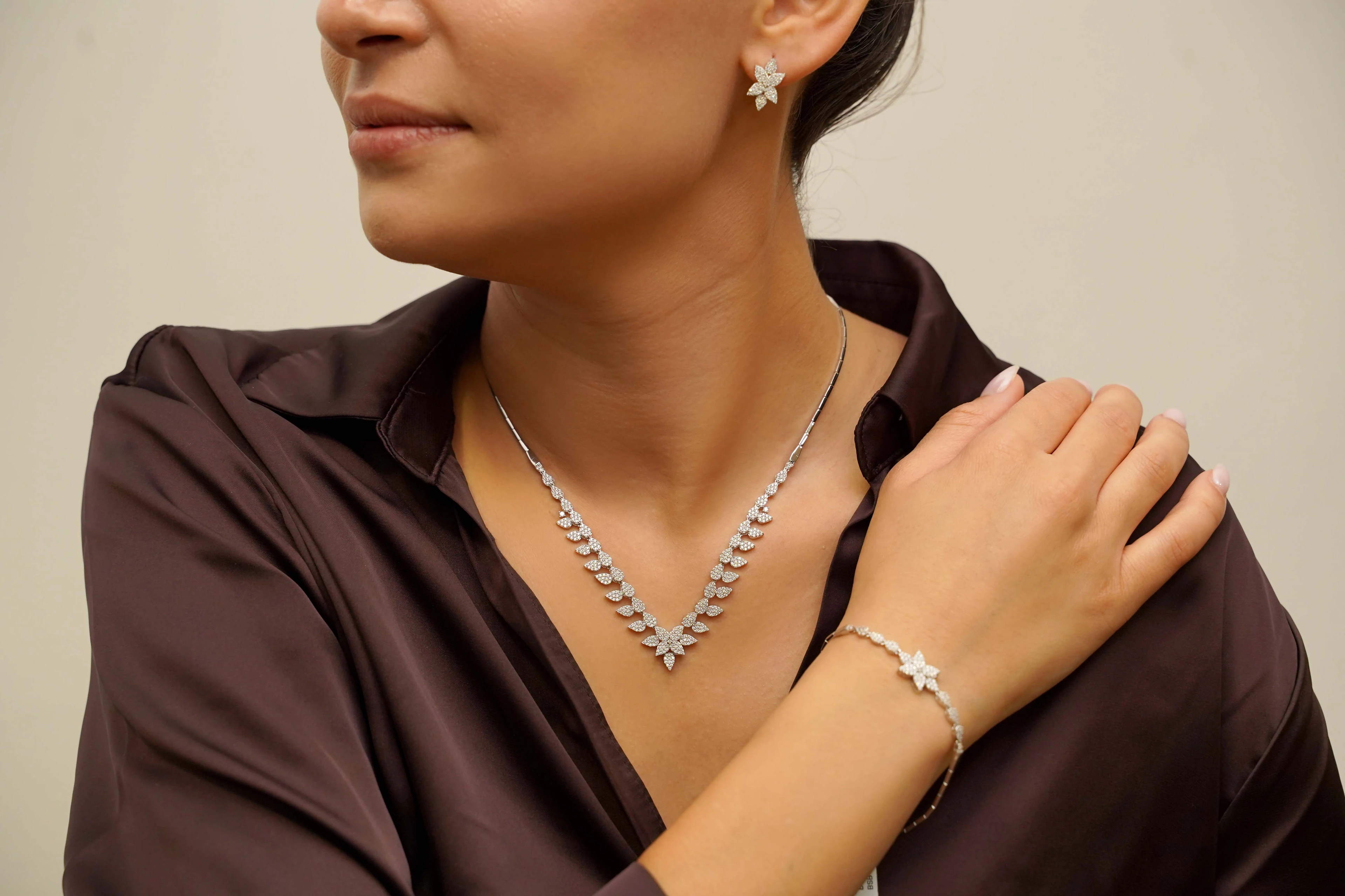 14 Ayar Altın Çiçek Motifli Set