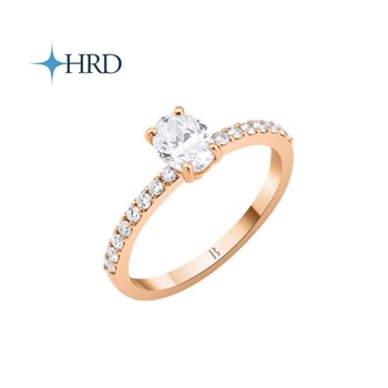 0.73 Karat E Color Oval Pırlanta Tektaş Yüzük