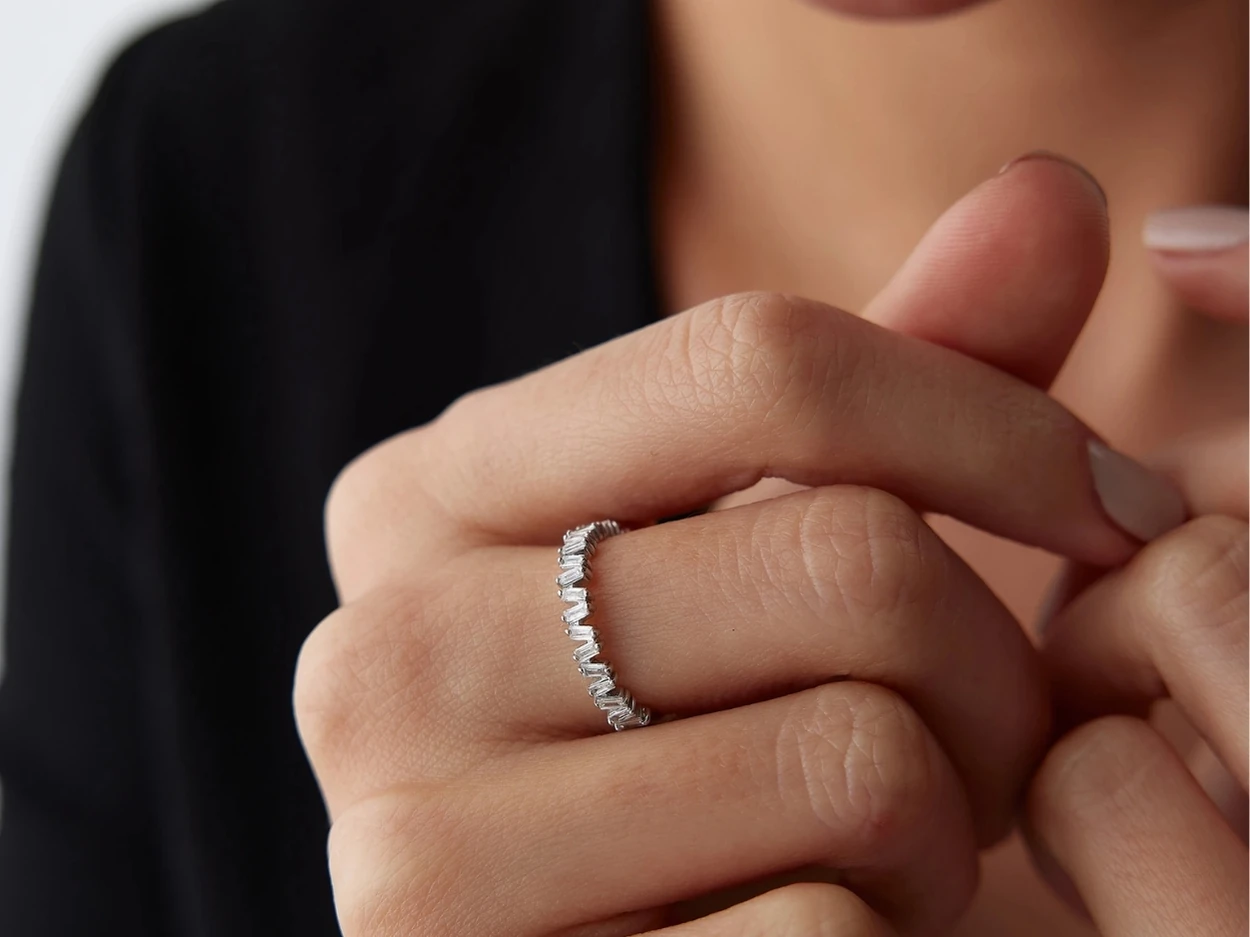 0,30 Karat Baget Pırlanta Yüzük