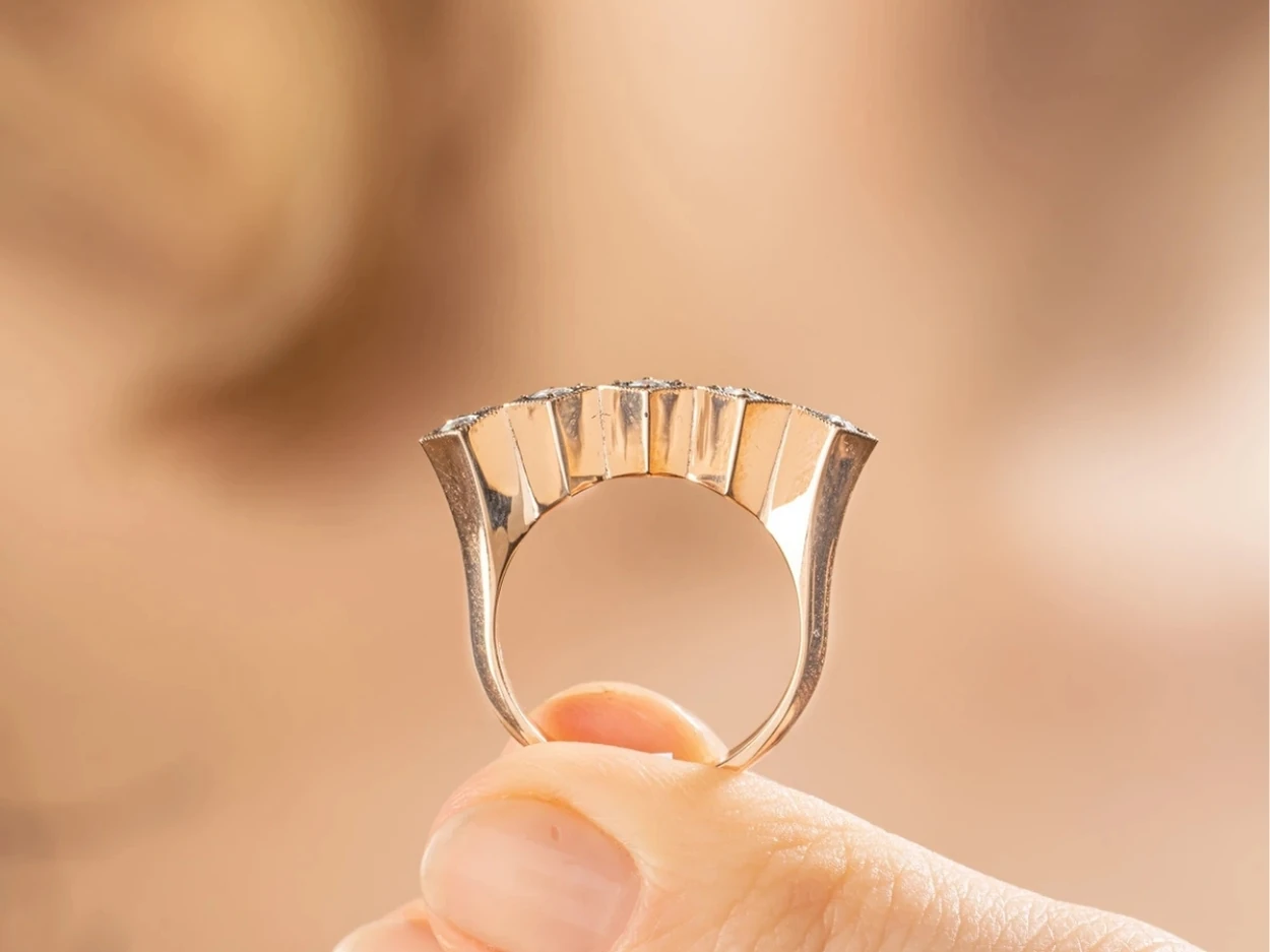 0,20 Karat Altın Elmas Beştaş Yüzük