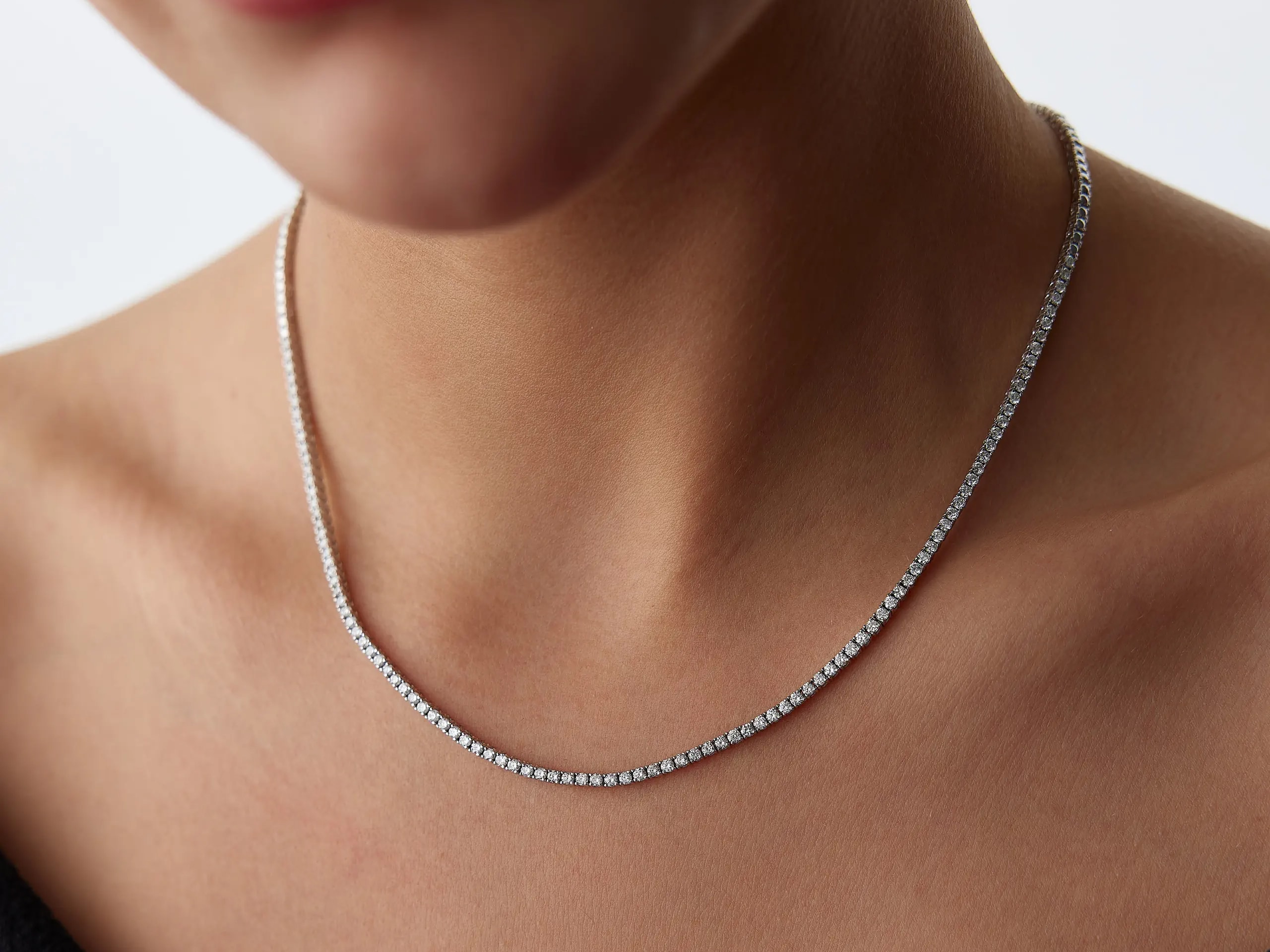 2,58 Karat Pırlanta Su Yolu Kolye