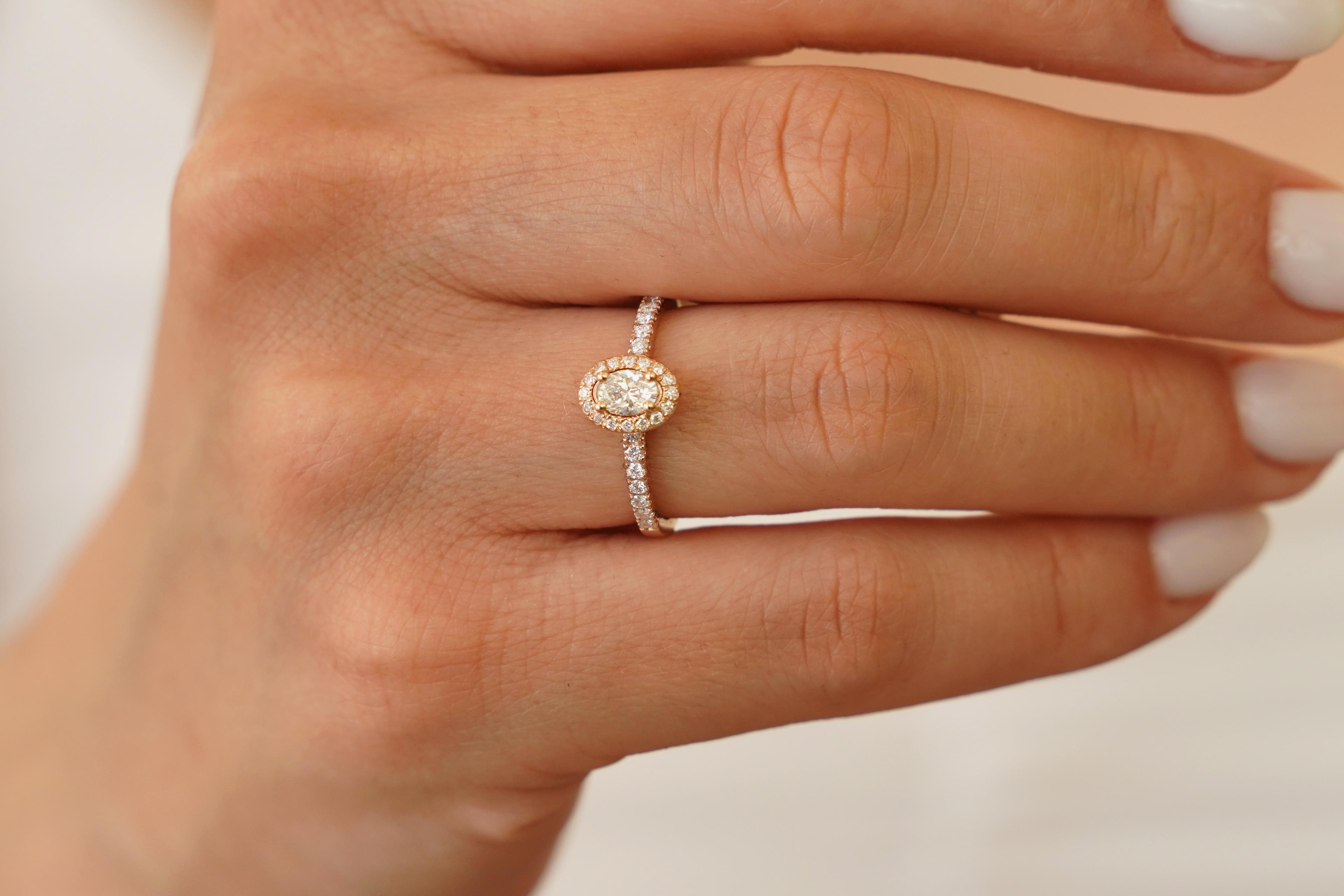 0.58 Karat F Color Oval Pırlanta Tektaş Yüzük