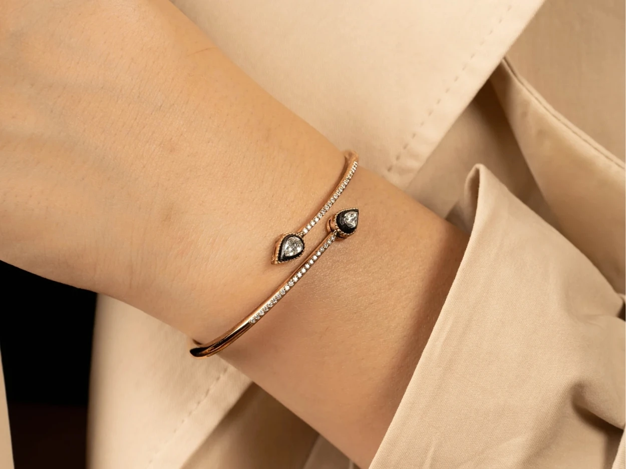 0,59 Karat Altın Pırlantalı Elmas Kelepçe Bilezik