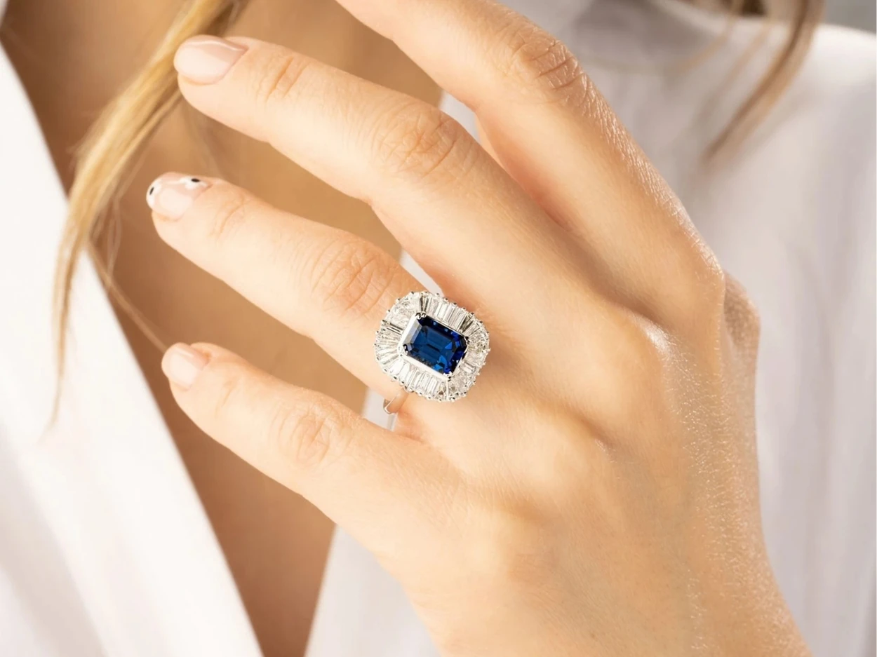 5,07 Karat Pırlanta Safir Yüzük