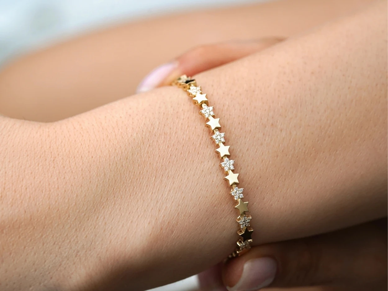 14 Ayar Altın Taşlı Yıldızseli Bileklik