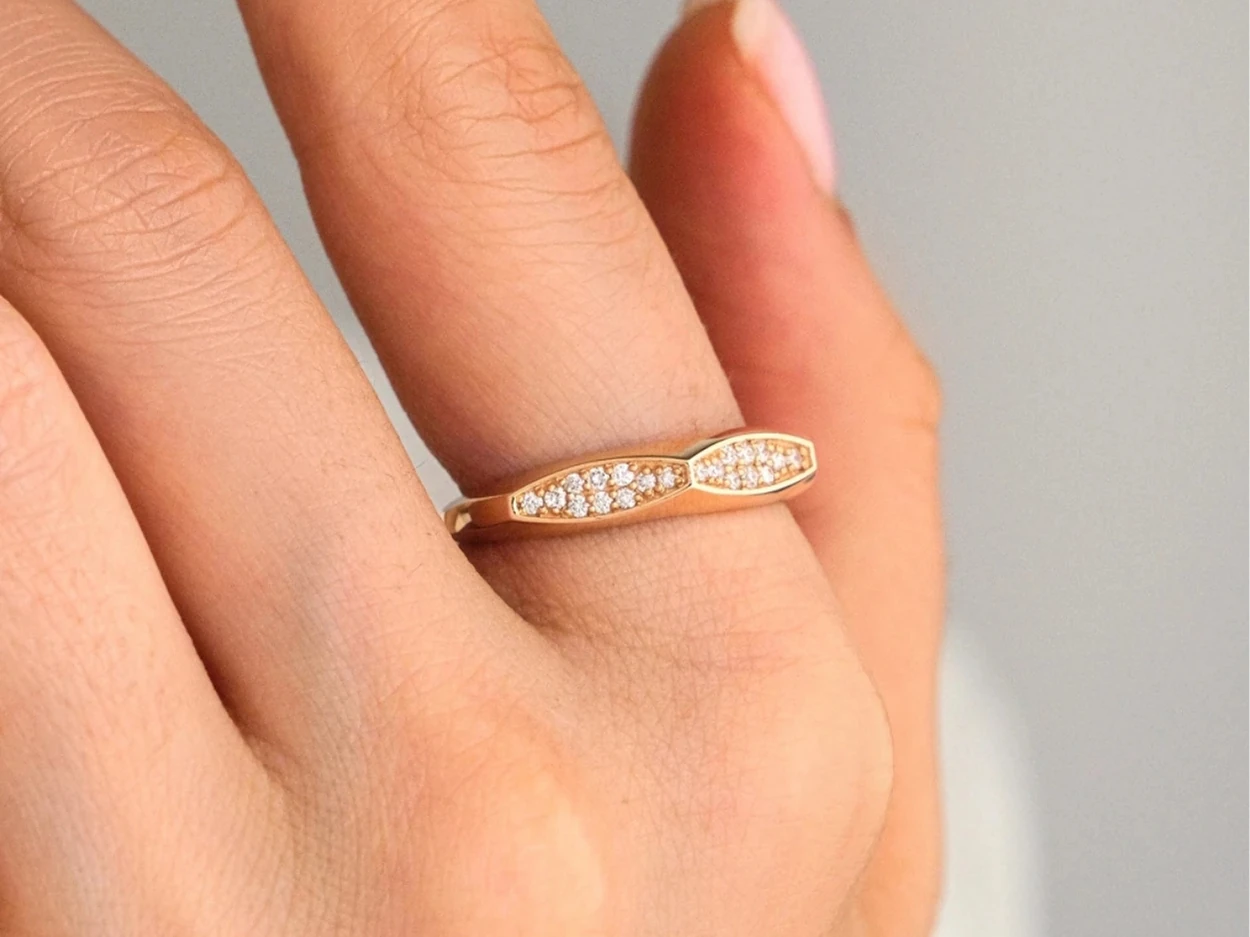 DOROTHEA - 0.24 Karat Pırlanta Yüzük