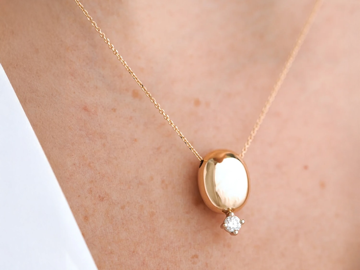 CORNELIA - 0.13 Karat Pırlanta Tasarım Kolye